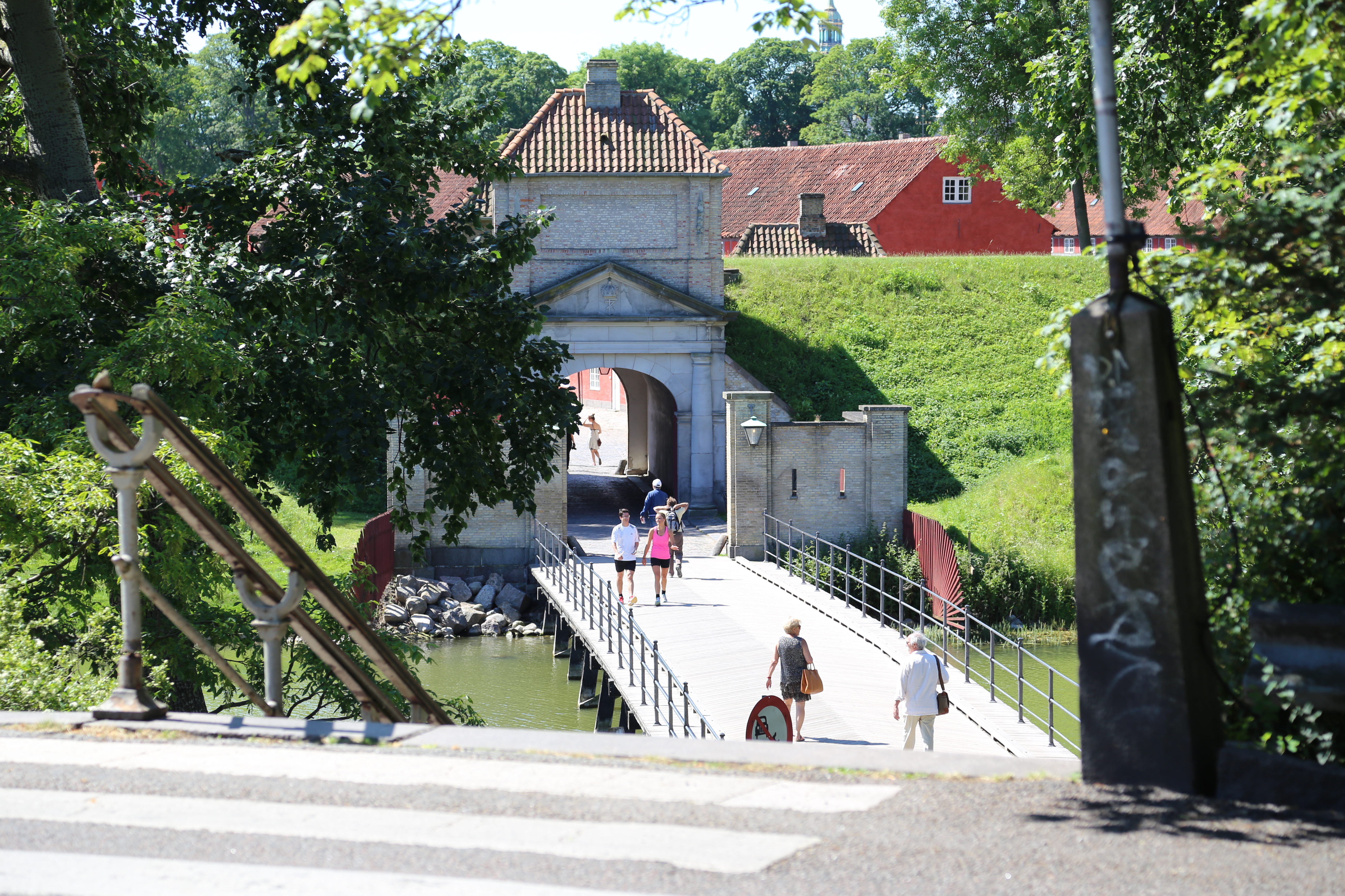 2014 Europe Trip Day 12 - Denmark (Copenhagen, The Little Mermaid Statue, Changing of the Guard (Vagtparade) Amalienborg Palace, The Marble Church (Frederiks Church), Nyhavn, Canal Boat Tour, The Church of Our Lady (Christus), Somods Bolcher Danish Candy)