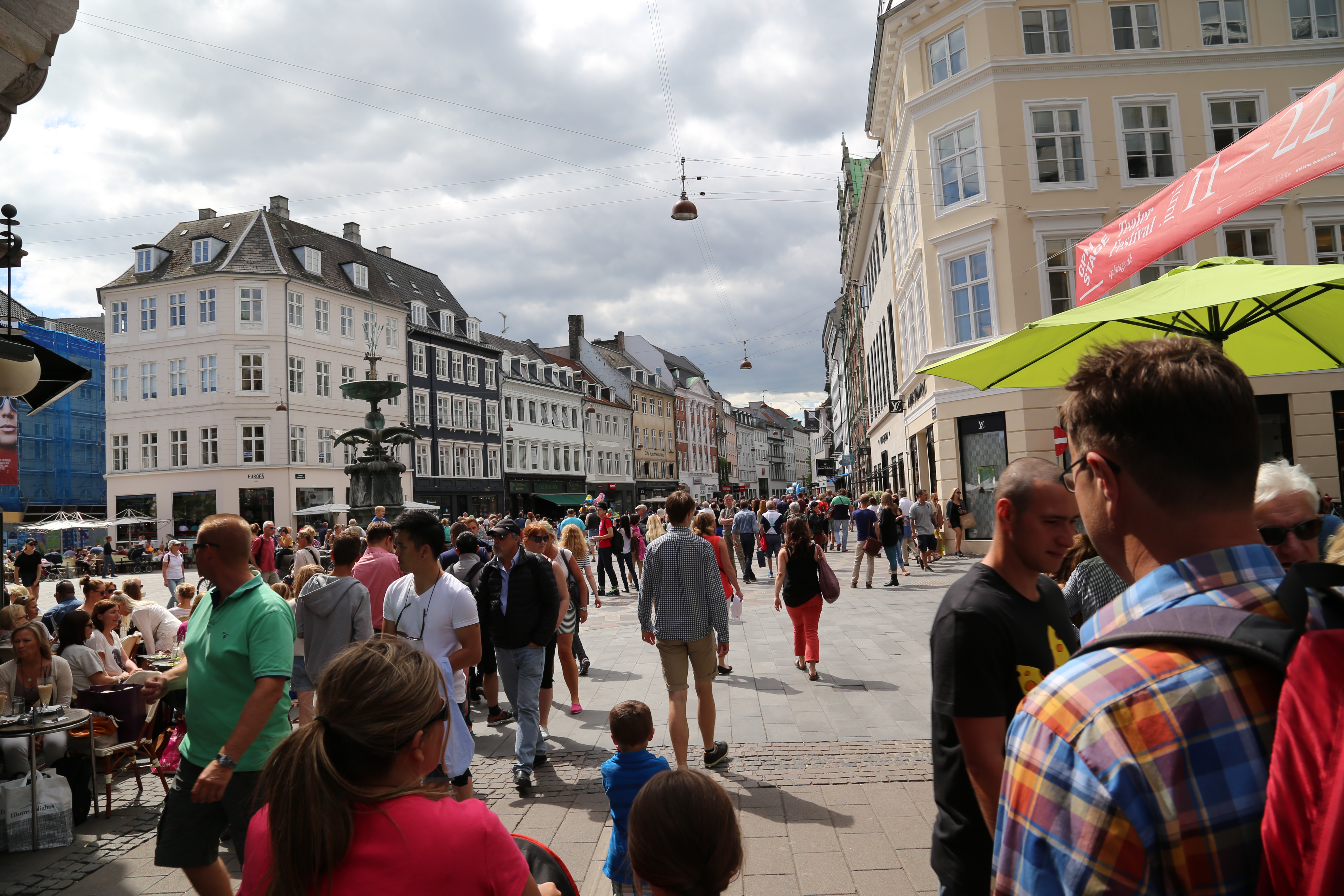 2014 Europe Trip Day 12 - Denmark (Copenhagen, The Little Mermaid Statue, Changing of the Guard (Vagtparade) Amalienborg Palace, The Marble Church (Frederiks Church), Nyhavn, Canal Boat Tour, The Church of Our Lady (Christus), Somods Bolcher Danish Candy)