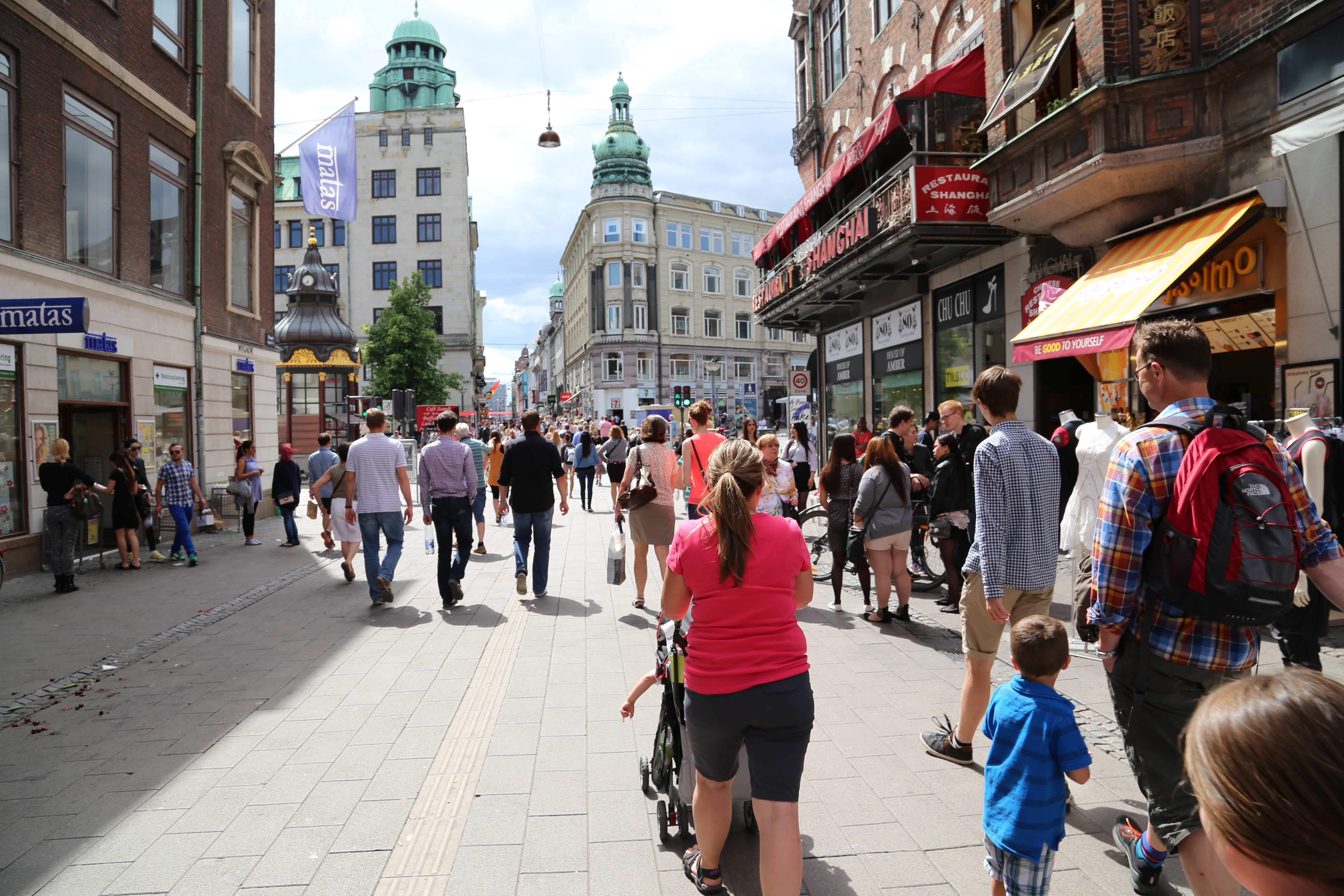 2014 Europe Trip Day 12 - Denmark (Copenhagen, The Little Mermaid Statue, Changing of the Guard (Vagtparade) Amalienborg Palace, The Marble Church (Frederiks Church), Nyhavn, Canal Boat Tour, The Church of Our Lady (Christus), Somods Bolcher Danish Candy)