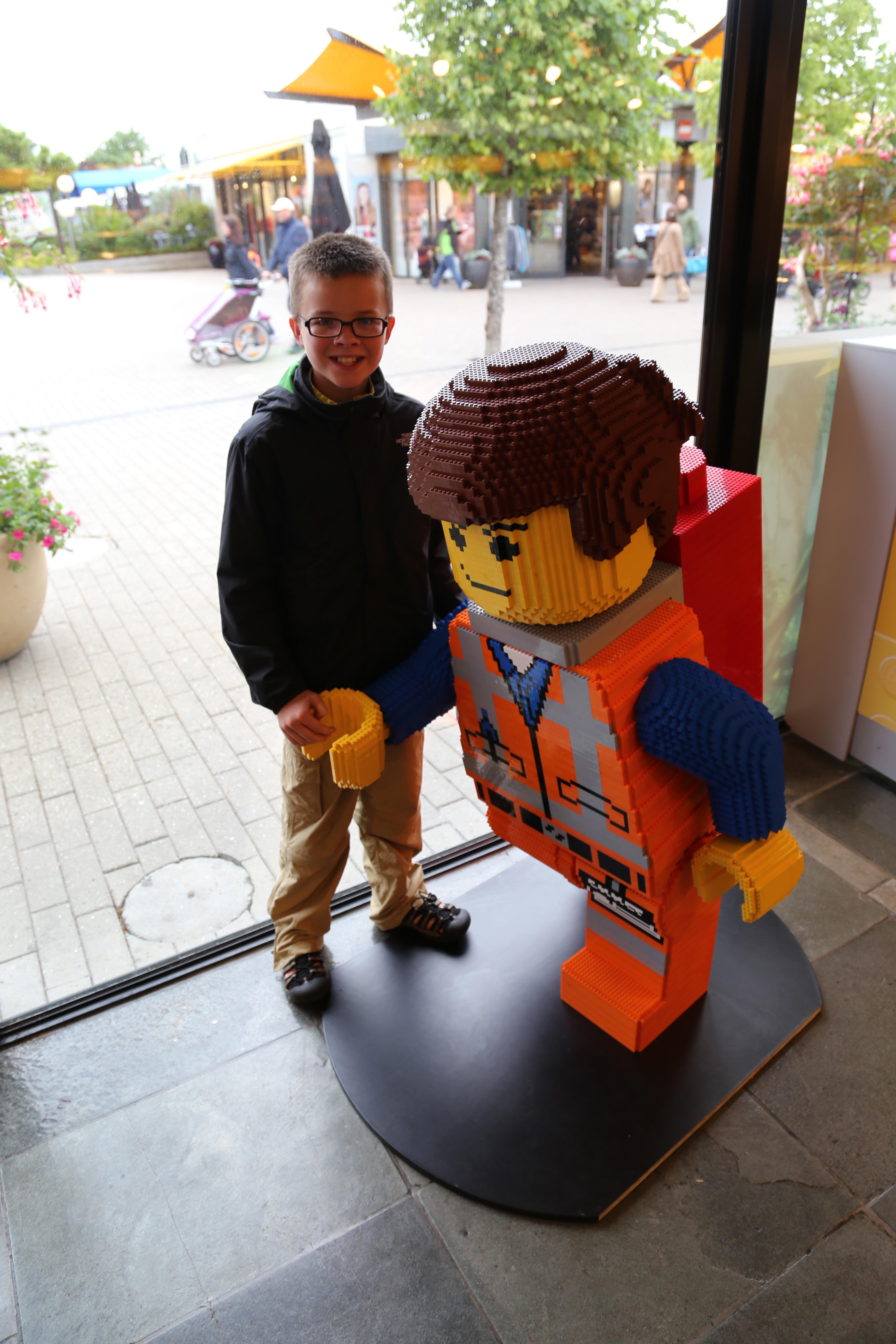 2014 Europe Trip Day 16 - Denmark (Danish Money, Langaa Camping Cabin, Legoland Billund Resort (World's First Legoland - 1968), Danish Hotdogs, Legoland Drivers License, Peeing on the Legotrain, Legoland Holiday Village Cabin and Playground)