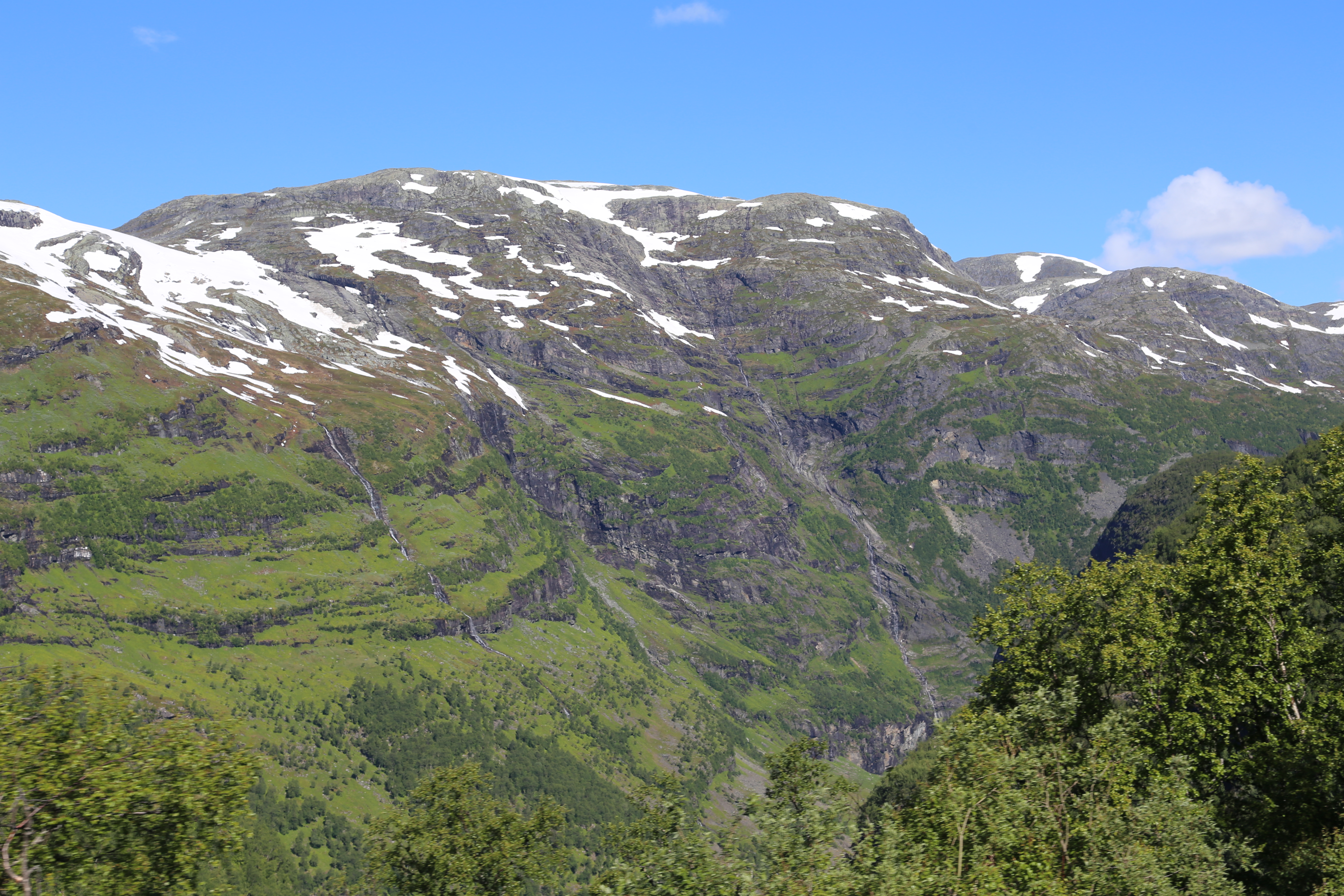 2014 Europe Trip Day 21 - Norway (Norway in a Nutshell (Roundtrip from Bergen via Myrdal): Train Bergen-Myrdal, The Flåm Railway, Fjord Cruise Flam-Gudvangen, Nærøyfjord (Narrowest Fjord in World), Bus Gudvangen-Voss, Train Voss-Bergen)