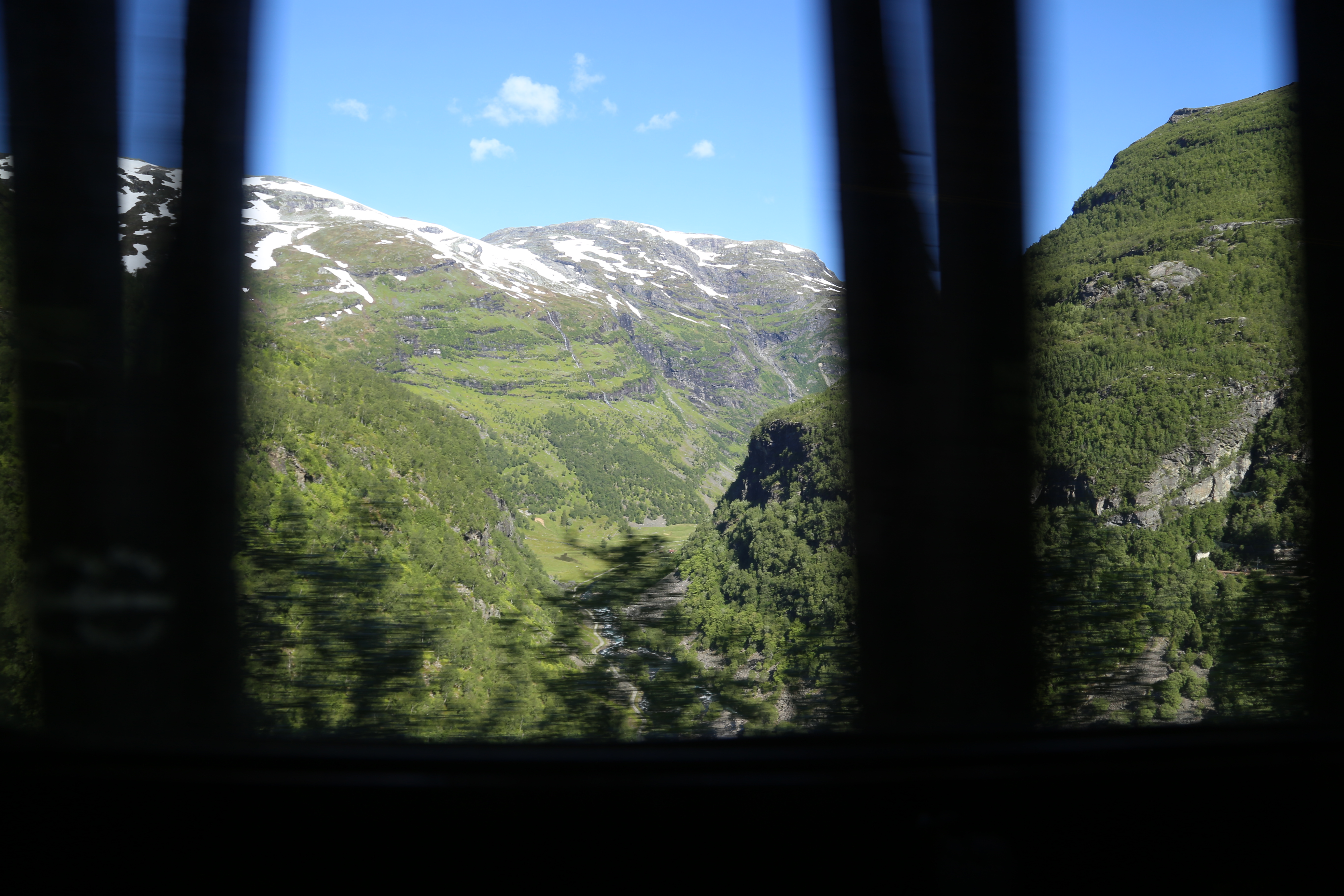 2014 Europe Trip Day 21 - Norway (Norway in a Nutshell (Roundtrip from Bergen via Myrdal): Train Bergen-Myrdal, The Flåm Railway, Fjord Cruise Flam-Gudvangen, Nærøyfjord (Narrowest Fjord in World), Bus Gudvangen-Voss, Train Voss-Bergen)