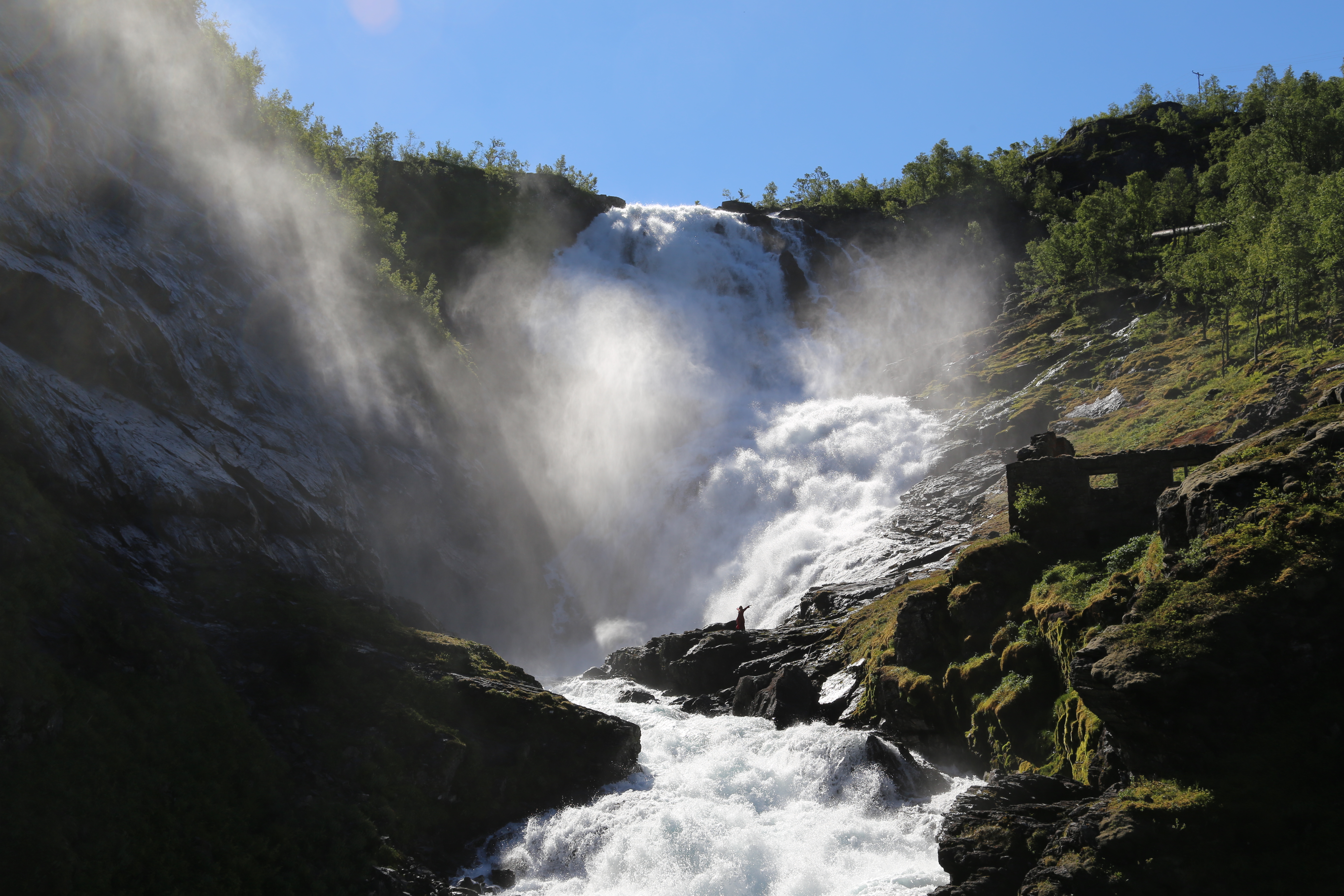 2014 Europe Trip Day 21 - Norway (Norway in a Nutshell (Roundtrip from Bergen via Myrdal): Train Bergen-Myrdal, The Flåm Railway, Fjord Cruise Flam-Gudvangen, Nærøyfjord (Narrowest Fjord in World), Bus Gudvangen-Voss, Train Voss-Bergen)