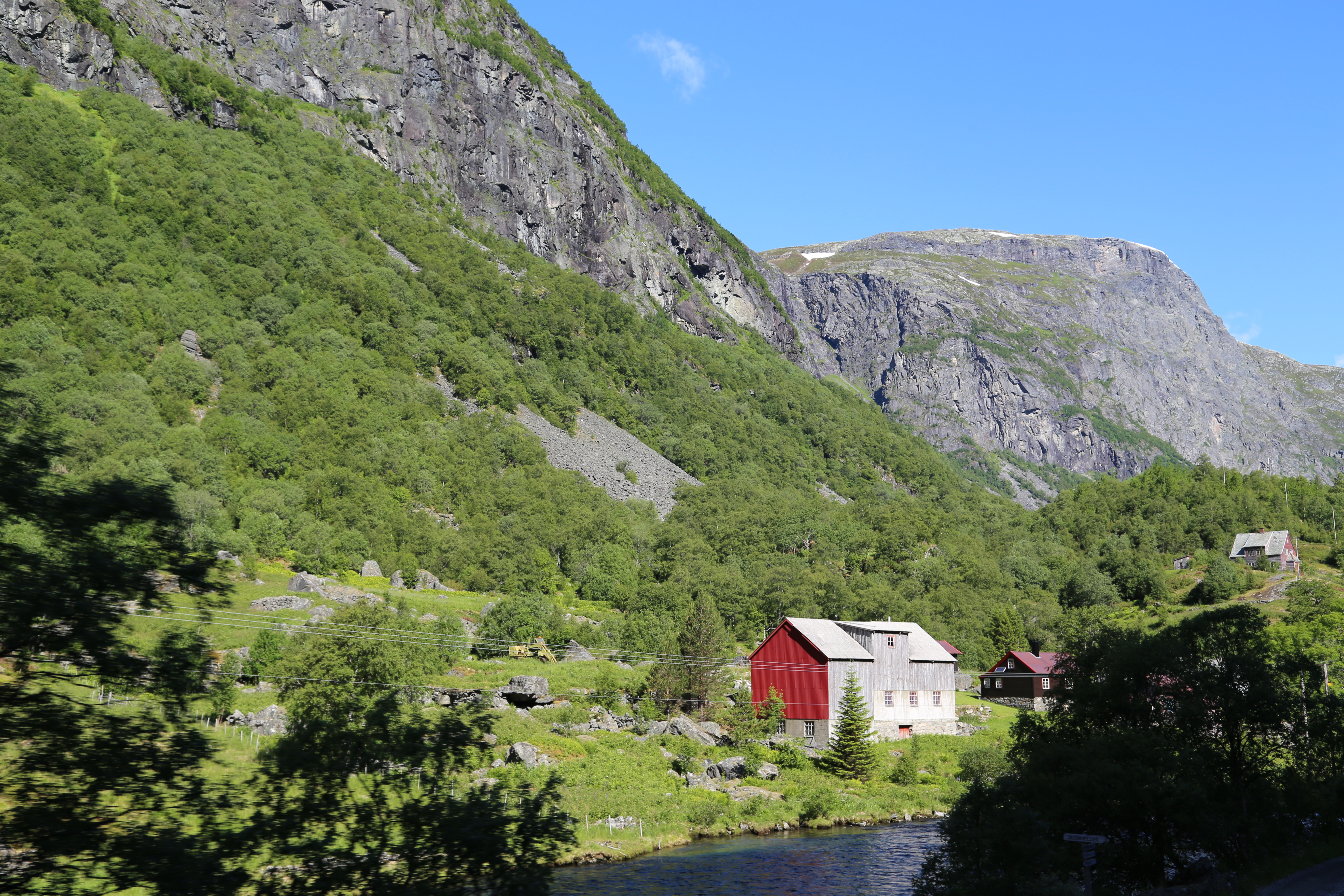 2014 Europe Trip Day 21 - Norway (Norway in a Nutshell (Roundtrip from Bergen via Myrdal): Train Bergen-Myrdal, The Flåm Railway, Fjord Cruise Flam-Gudvangen, Nærøyfjord (Narrowest Fjord in World), Bus Gudvangen-Voss, Train Voss-Bergen)