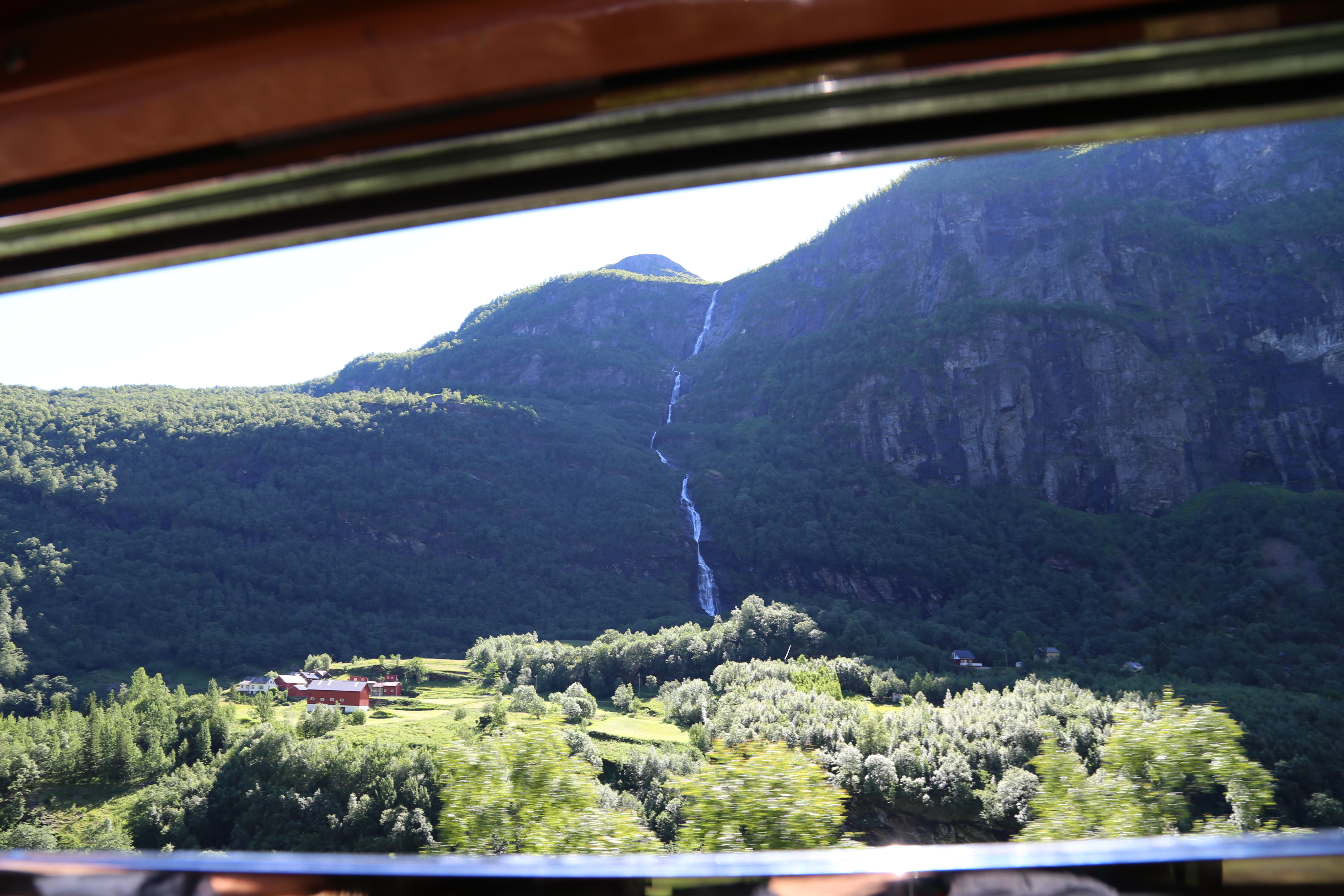 2014 Europe Trip Day 21 - Norway (Norway in a Nutshell (Roundtrip from Bergen via Myrdal): Train Bergen-Myrdal, The Flåm Railway, Fjord Cruise Flam-Gudvangen, Nærøyfjord (Narrowest Fjord in World), Bus Gudvangen-Voss, Train Voss-Bergen)