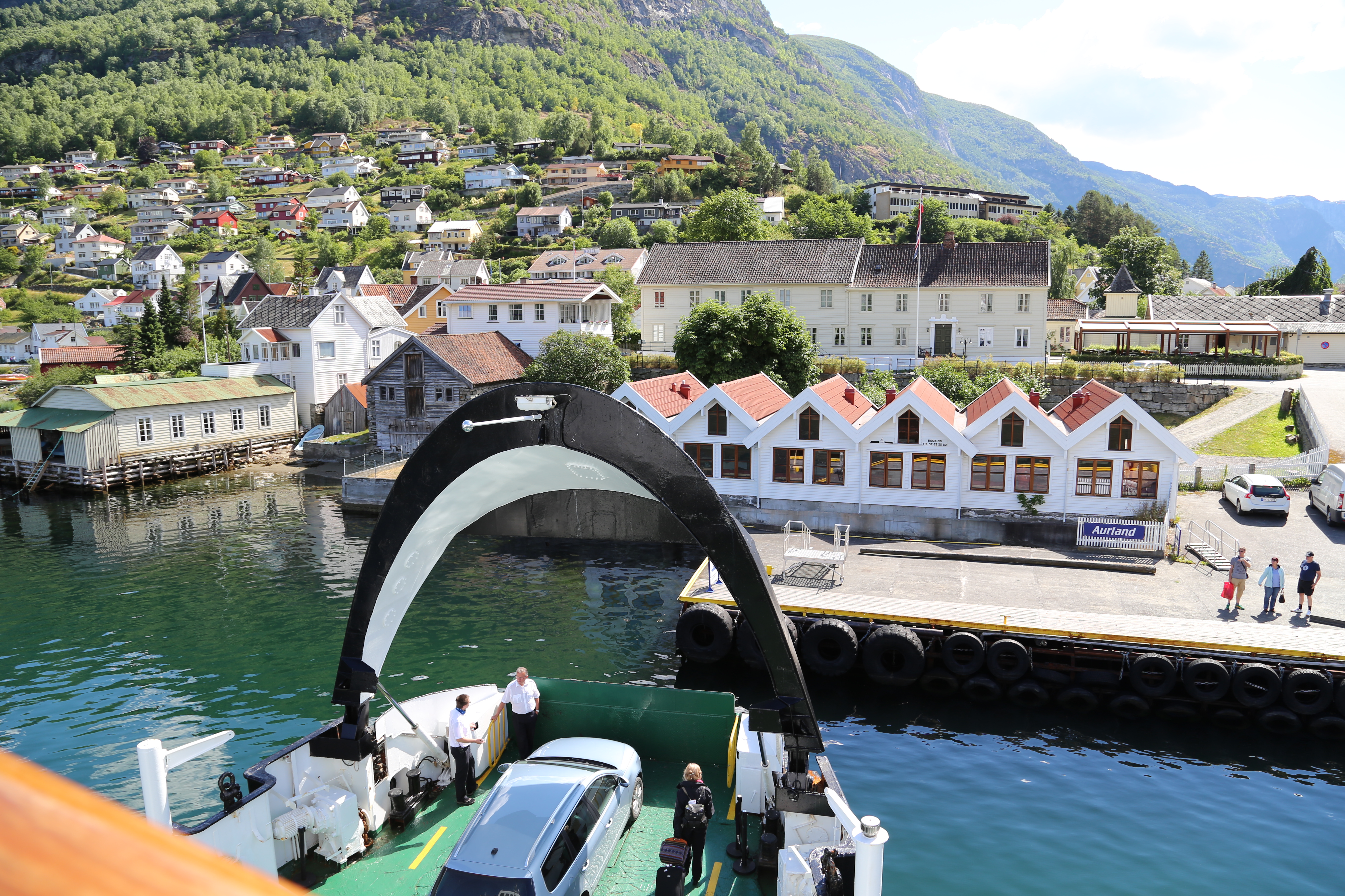 2014 Europe Trip Day 21 - Norway (Norway in a Nutshell (Roundtrip from Bergen via Myrdal): Train Bergen-Myrdal, The Flåm Railway, Fjord Cruise Flam-Gudvangen, Nærøyfjord (Narrowest Fjord in World), Bus Gudvangen-Voss, Train Voss-Bergen)