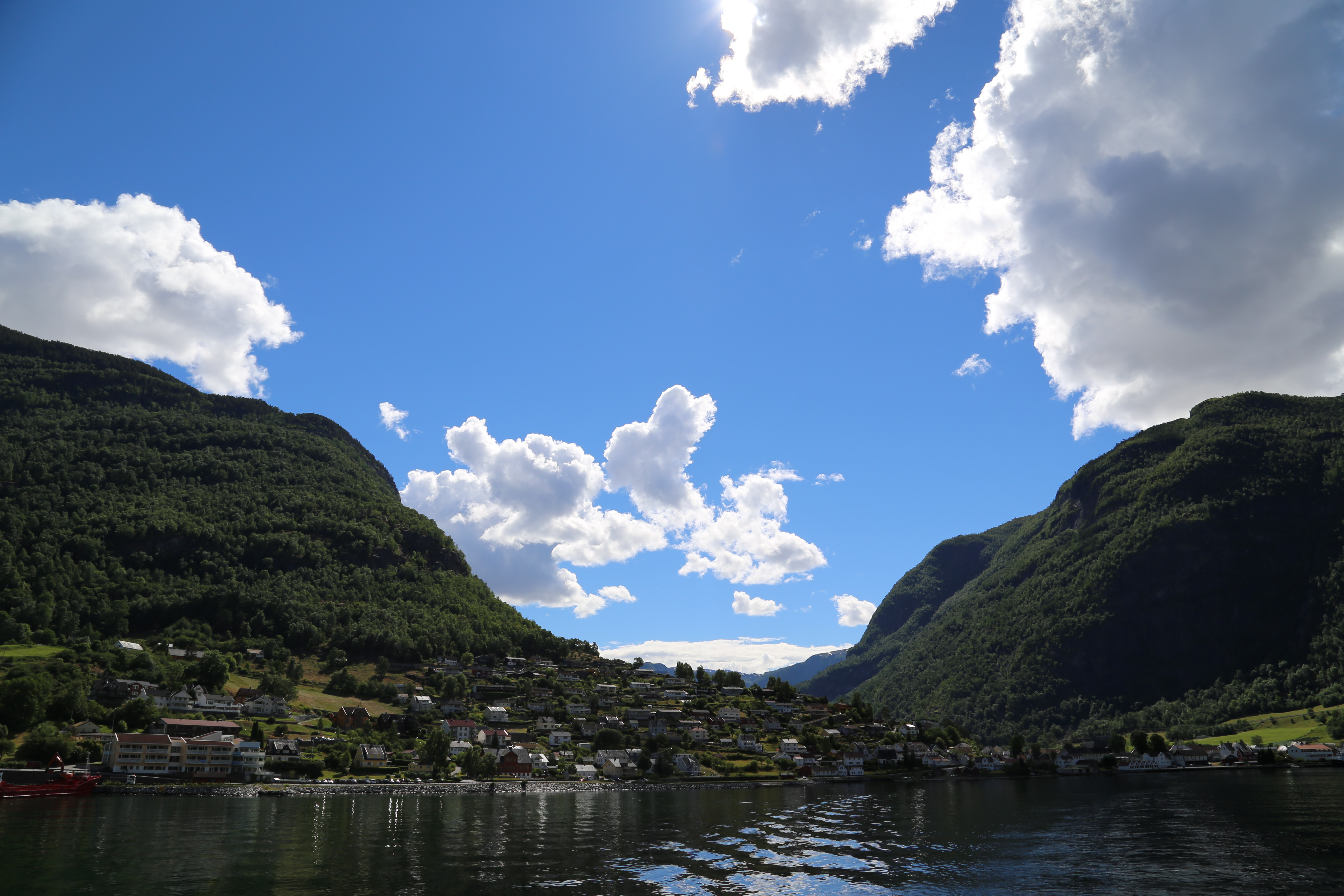 2014 Europe Trip Day 21 - Norway (Norway in a Nutshell (Roundtrip from Bergen via Myrdal): Train Bergen-Myrdal, The Flåm Railway, Fjord Cruise Flam-Gudvangen, Nærøyfjord (Narrowest Fjord in World), Bus Gudvangen-Voss, Train Voss-Bergen)