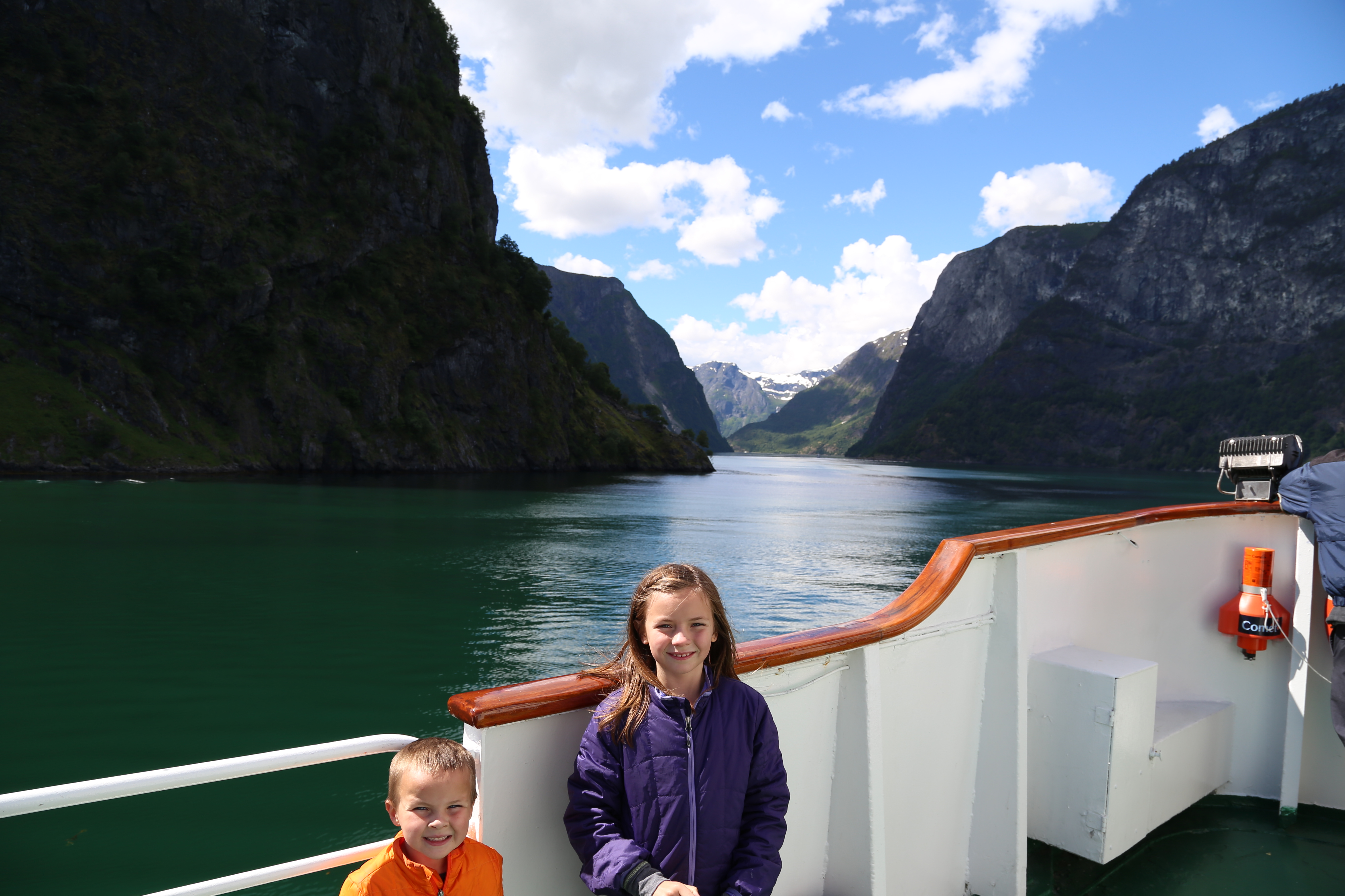 2014 Europe Trip Day 21 - Norway (Norway in a Nutshell (Roundtrip from Bergen via Myrdal): Train Bergen-Myrdal, The Flåm Railway, Fjord Cruise Flam-Gudvangen, Nærøyfjord (Narrowest Fjord in World), Bus Gudvangen-Voss, Train Voss-Bergen)