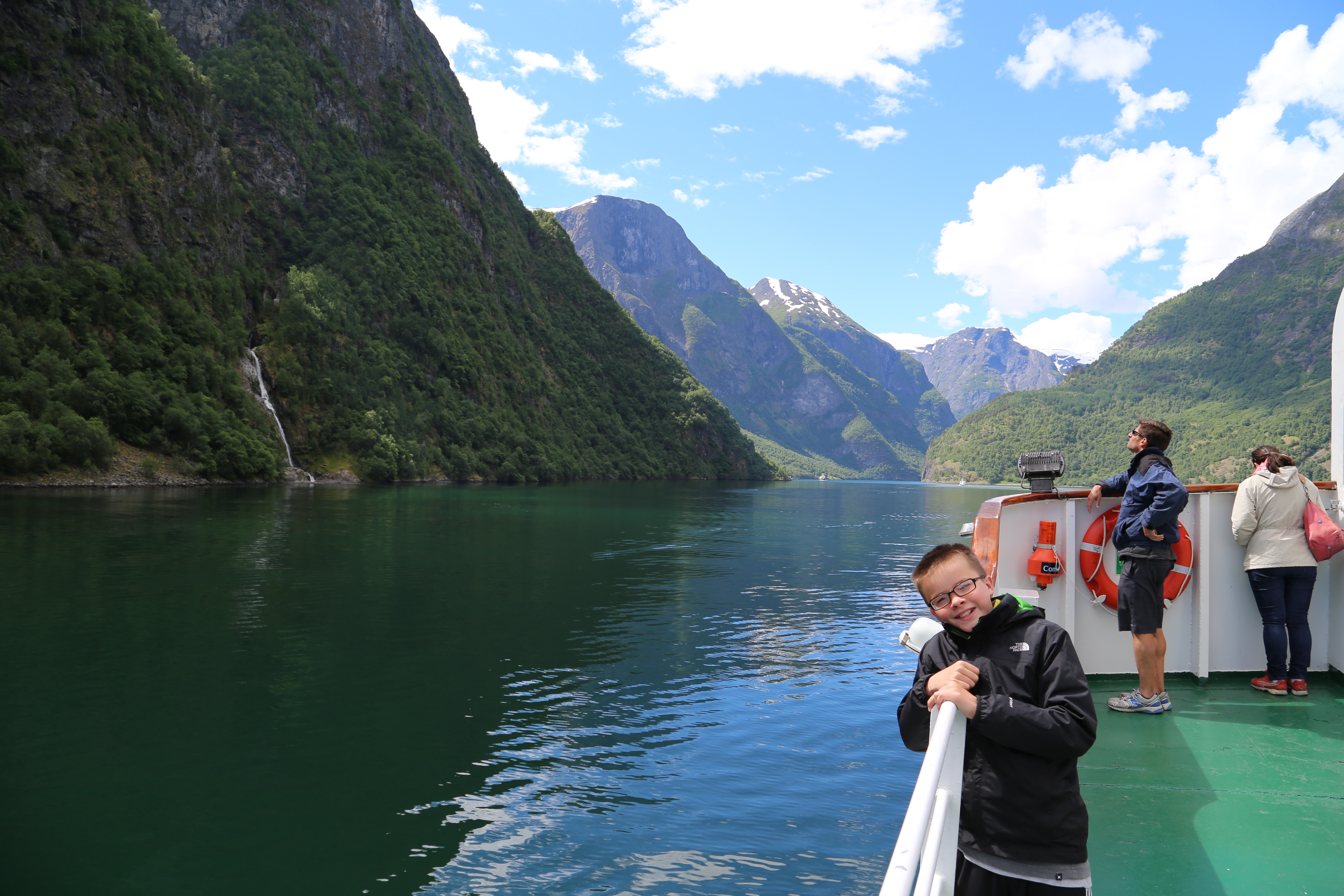 2014 Europe Trip Day 21 - Norway (Norway in a Nutshell (Roundtrip from Bergen via Myrdal): Train Bergen-Myrdal, The Flåm Railway, Fjord Cruise Flam-Gudvangen, Nærøyfjord (Narrowest Fjord in World), Bus Gudvangen-Voss, Train Voss-Bergen)