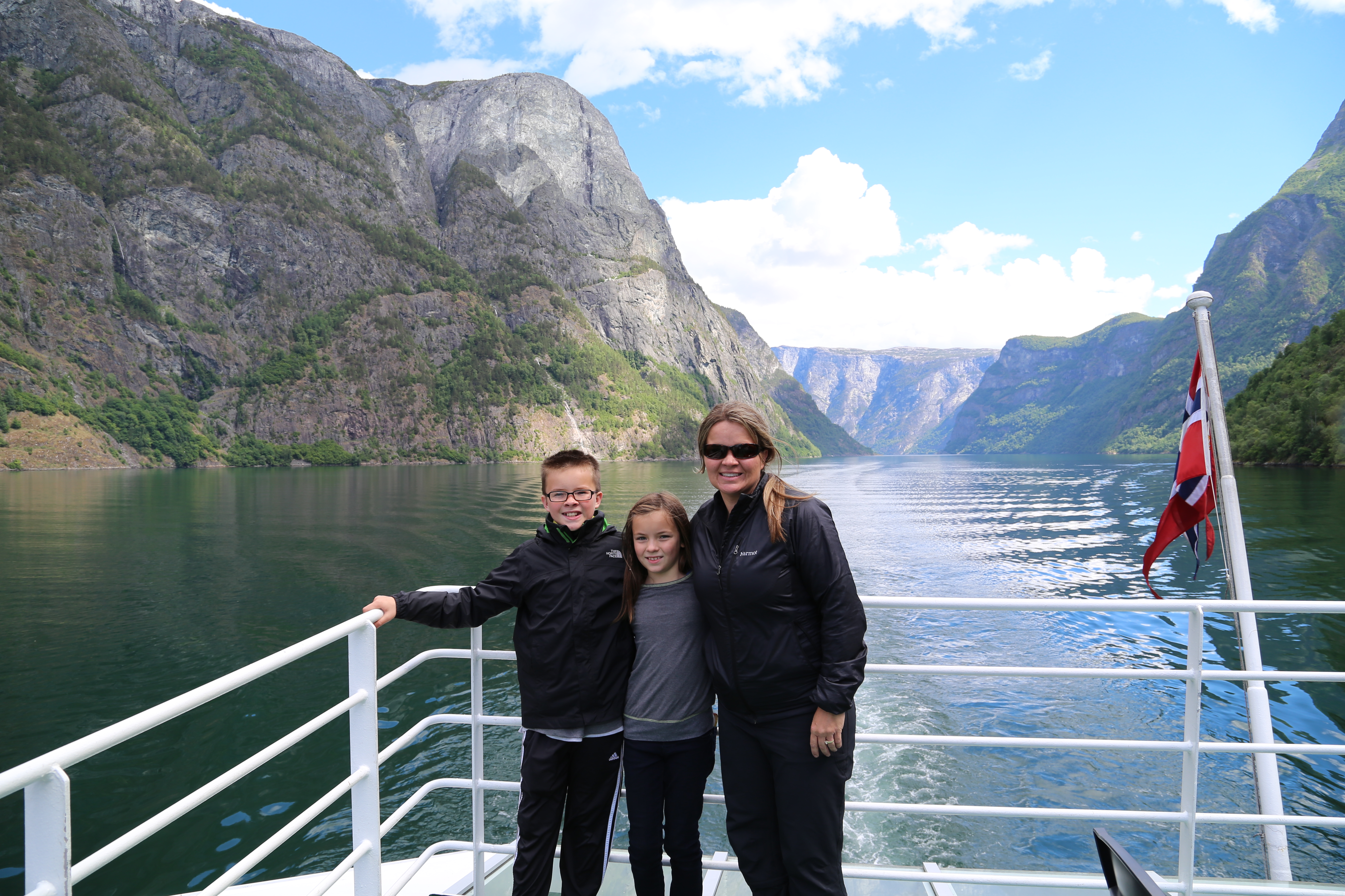 2014 Europe Trip Day 21 - Norway (Norway in a Nutshell (Roundtrip from Bergen via Myrdal): Train Bergen-Myrdal, The Flåm Railway, Fjord Cruise Flam-Gudvangen, Nærøyfjord (Narrowest Fjord in World), Bus Gudvangen-Voss, Train Voss-Bergen)