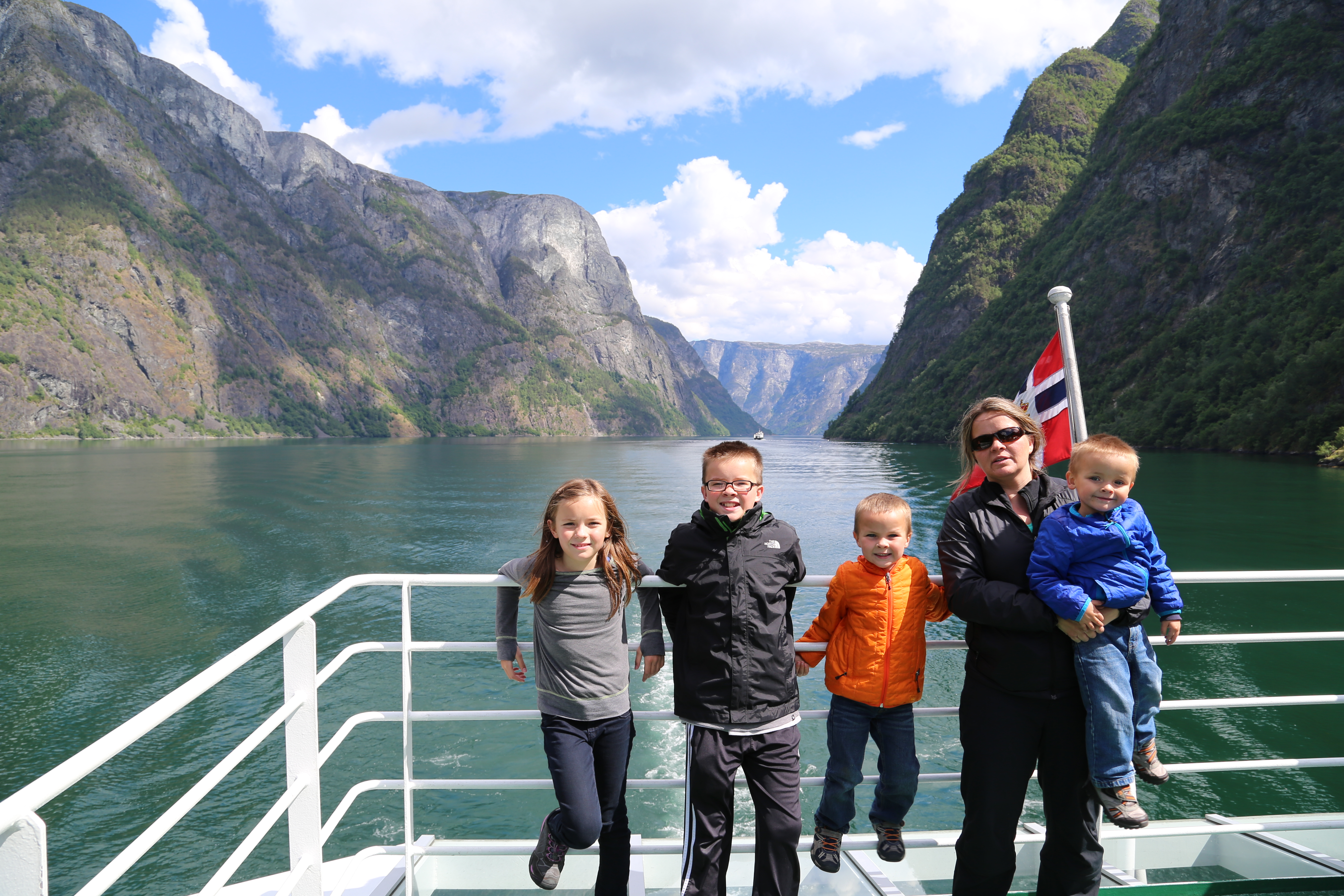 2014 Europe Trip Day 21 - Norway (Norway in a Nutshell (Roundtrip from Bergen via Myrdal): Train Bergen-Myrdal, The Flåm Railway, Fjord Cruise Flam-Gudvangen, Nærøyfjord (Narrowest Fjord in World), Bus Gudvangen-Voss, Train Voss-Bergen)