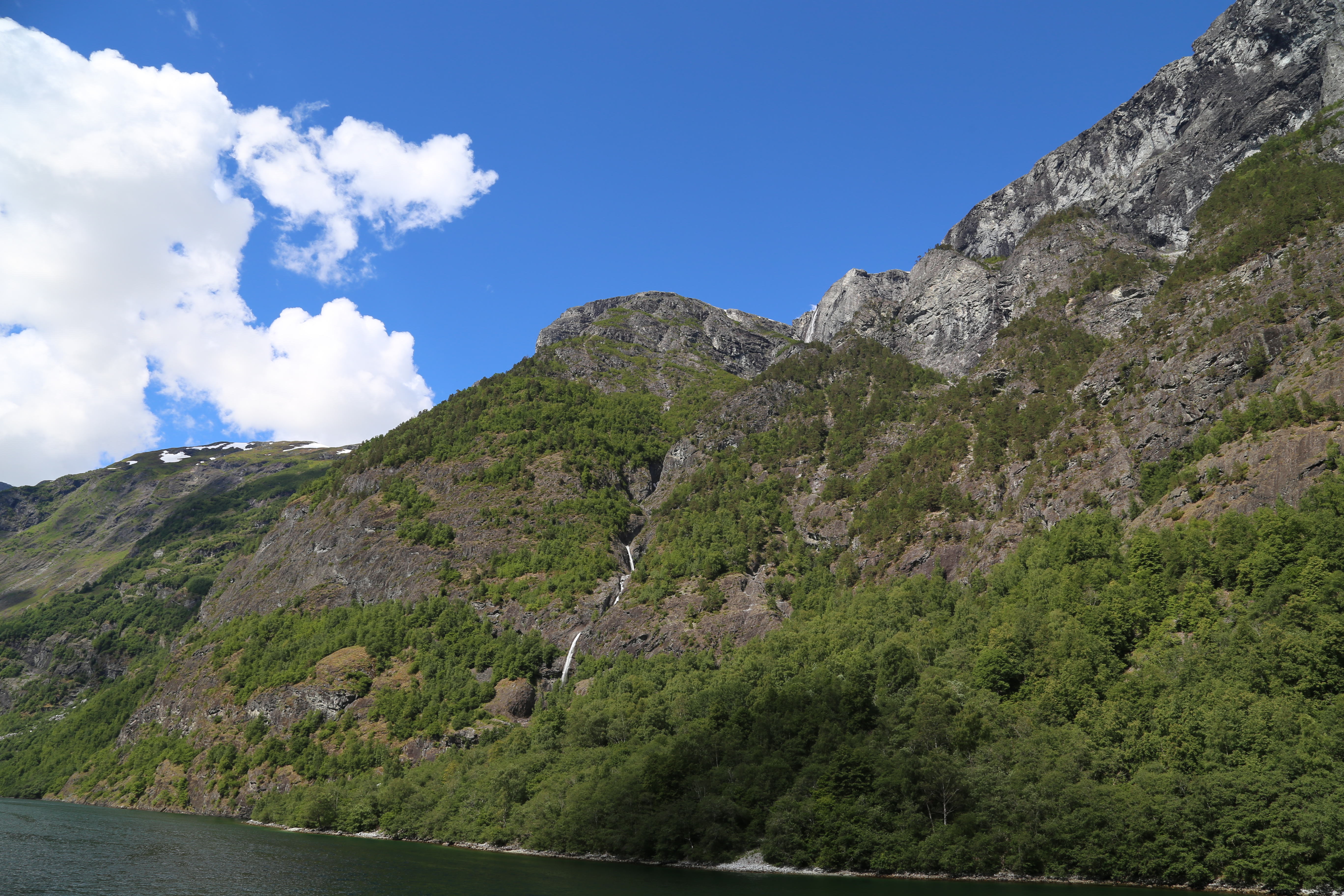 2014 Europe Trip Day 21 - Norway (Norway in a Nutshell (Roundtrip from Bergen via Myrdal): Train Bergen-Myrdal, The Flåm Railway, Fjord Cruise Flam-Gudvangen, Nærøyfjord (Narrowest Fjord in World), Bus Gudvangen-Voss, Train Voss-Bergen)