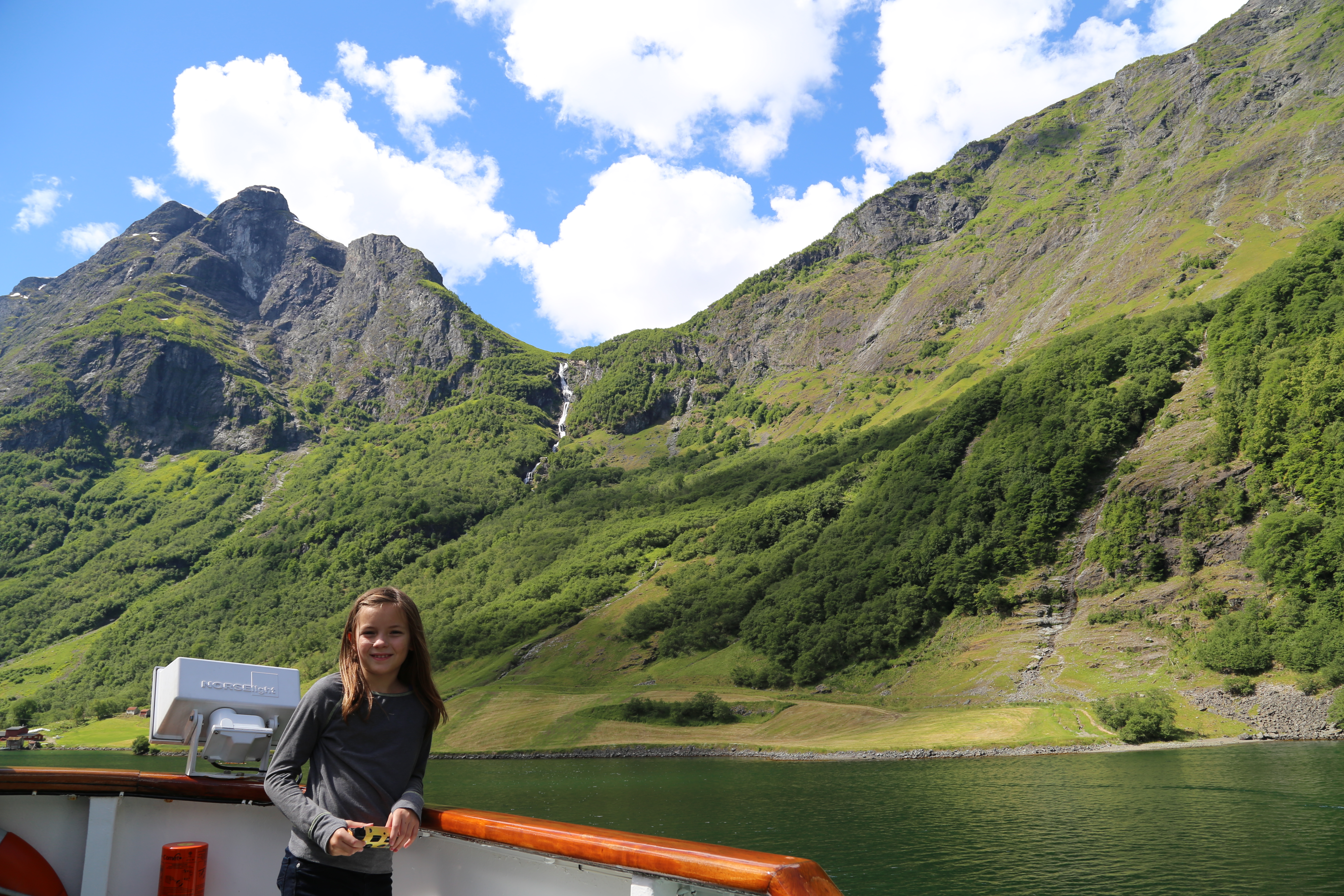 2014 Europe Trip Day 21 - Norway (Norway in a Nutshell (Roundtrip from Bergen via Myrdal): Train Bergen-Myrdal, The Flåm Railway, Fjord Cruise Flam-Gudvangen, Nærøyfjord (Narrowest Fjord in World), Bus Gudvangen-Voss, Train Voss-Bergen)