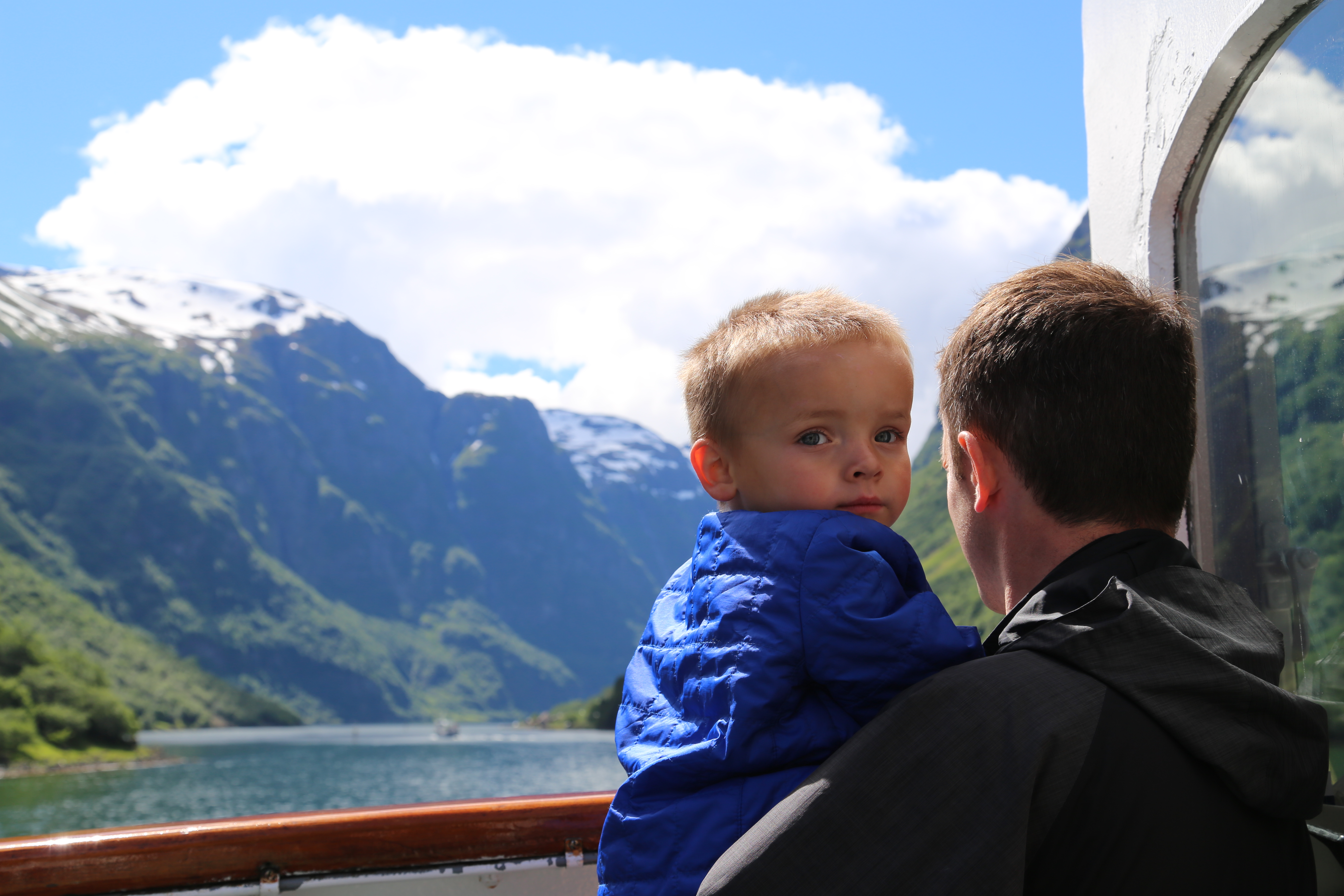 2014 Europe Trip Day 21 - Norway (Norway in a Nutshell (Roundtrip from Bergen via Myrdal): Train Bergen-Myrdal, The Flåm Railway, Fjord Cruise Flam-Gudvangen, Nærøyfjord (Narrowest Fjord in World), Bus Gudvangen-Voss, Train Voss-Bergen)