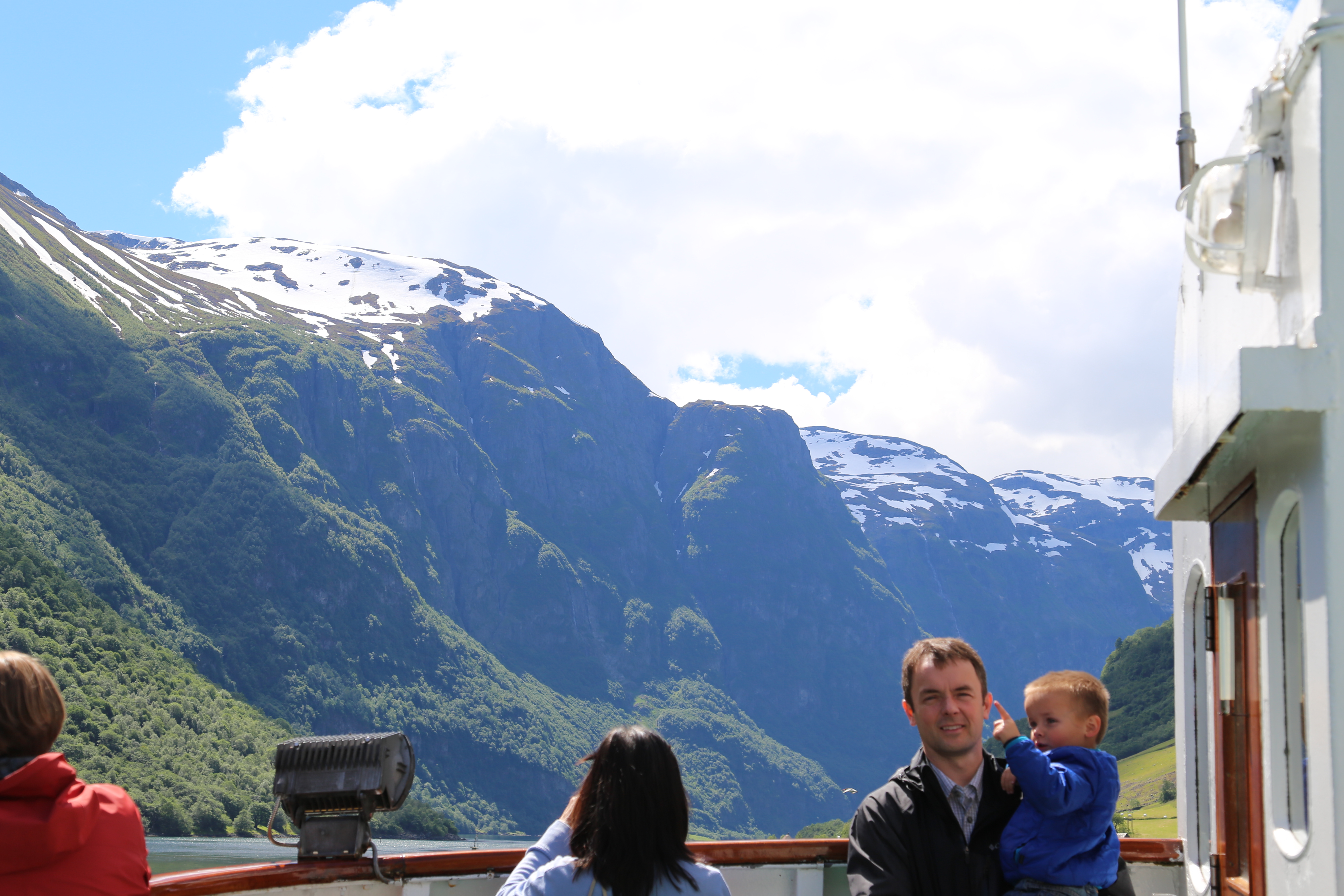 2014 Europe Trip Day 21 - Norway (Norway in a Nutshell (Roundtrip from Bergen via Myrdal): Train Bergen-Myrdal, The Flåm Railway, Fjord Cruise Flam-Gudvangen, Nærøyfjord (Narrowest Fjord in World), Bus Gudvangen-Voss, Train Voss-Bergen)