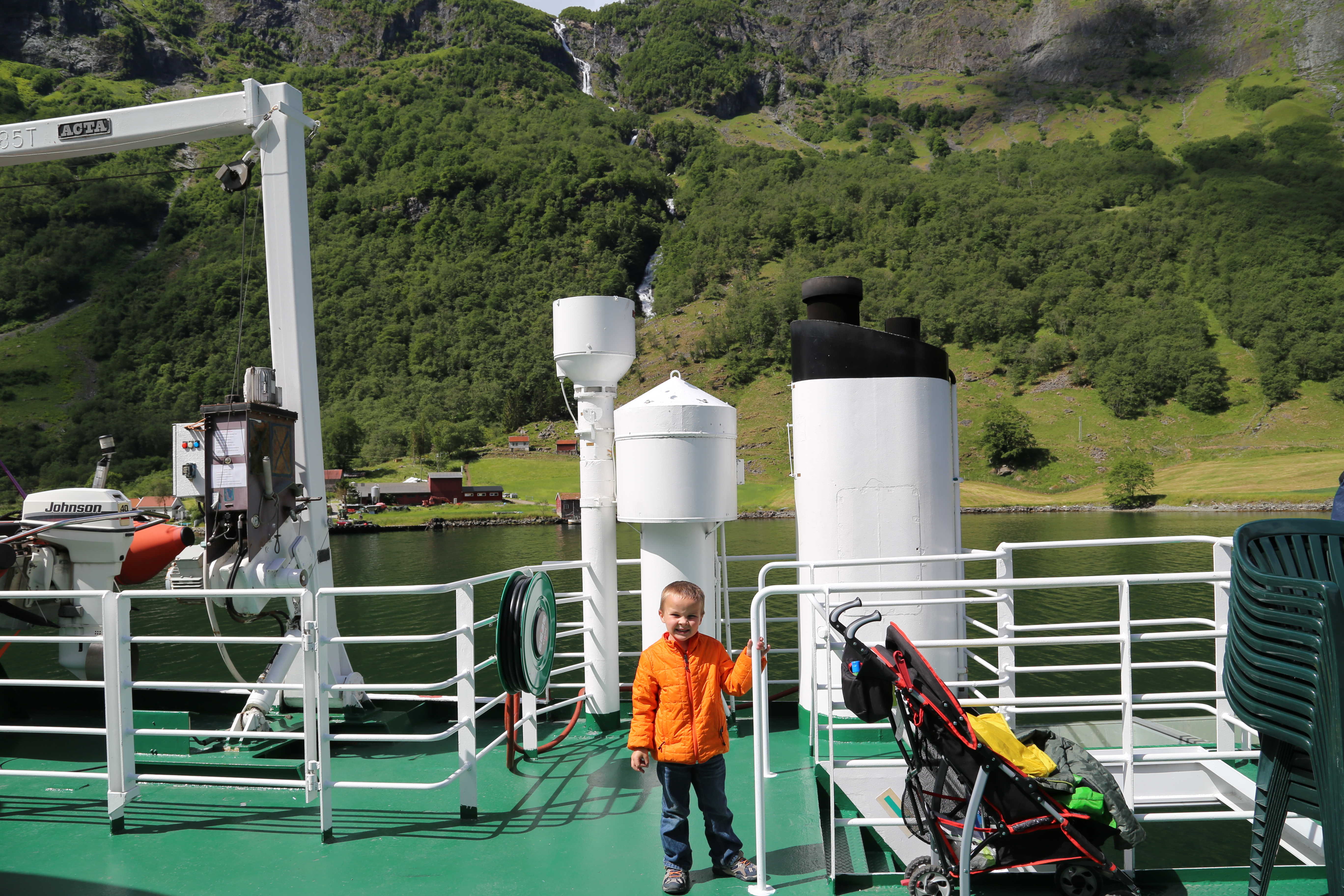 2014 Europe Trip Day 21 - Norway (Norway in a Nutshell (Roundtrip from Bergen via Myrdal): Train Bergen-Myrdal, The Flåm Railway, Fjord Cruise Flam-Gudvangen, Nærøyfjord (Narrowest Fjord in World), Bus Gudvangen-Voss, Train Voss-Bergen)