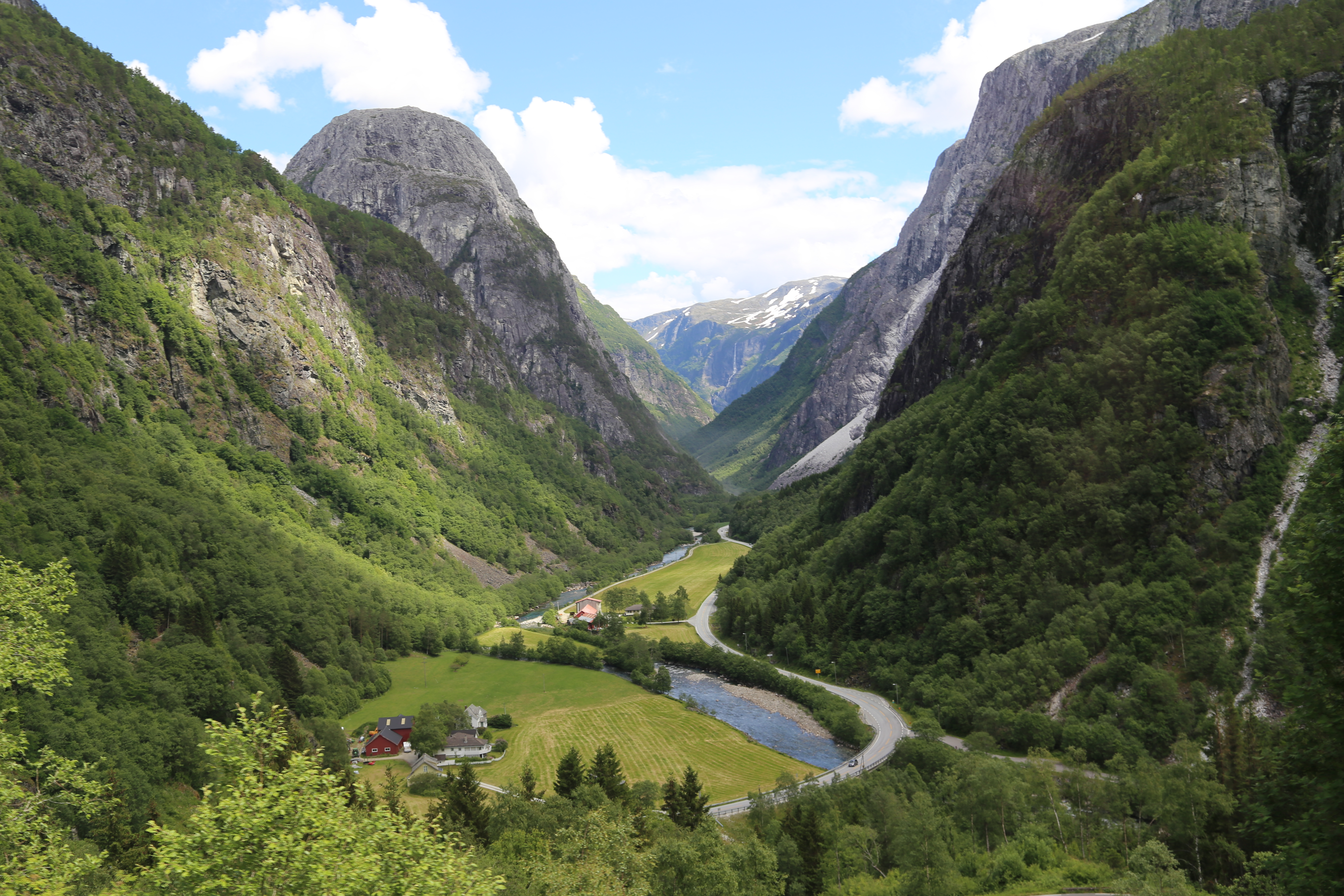 2014 Europe Trip Day 21 - Norway (Norway in a Nutshell (Roundtrip from Bergen via Myrdal): Train Bergen-Myrdal, The Flåm Railway, Fjord Cruise Flam-Gudvangen, Nærøyfjord (Narrowest Fjord in World), Bus Gudvangen-Voss, Train Voss-Bergen)