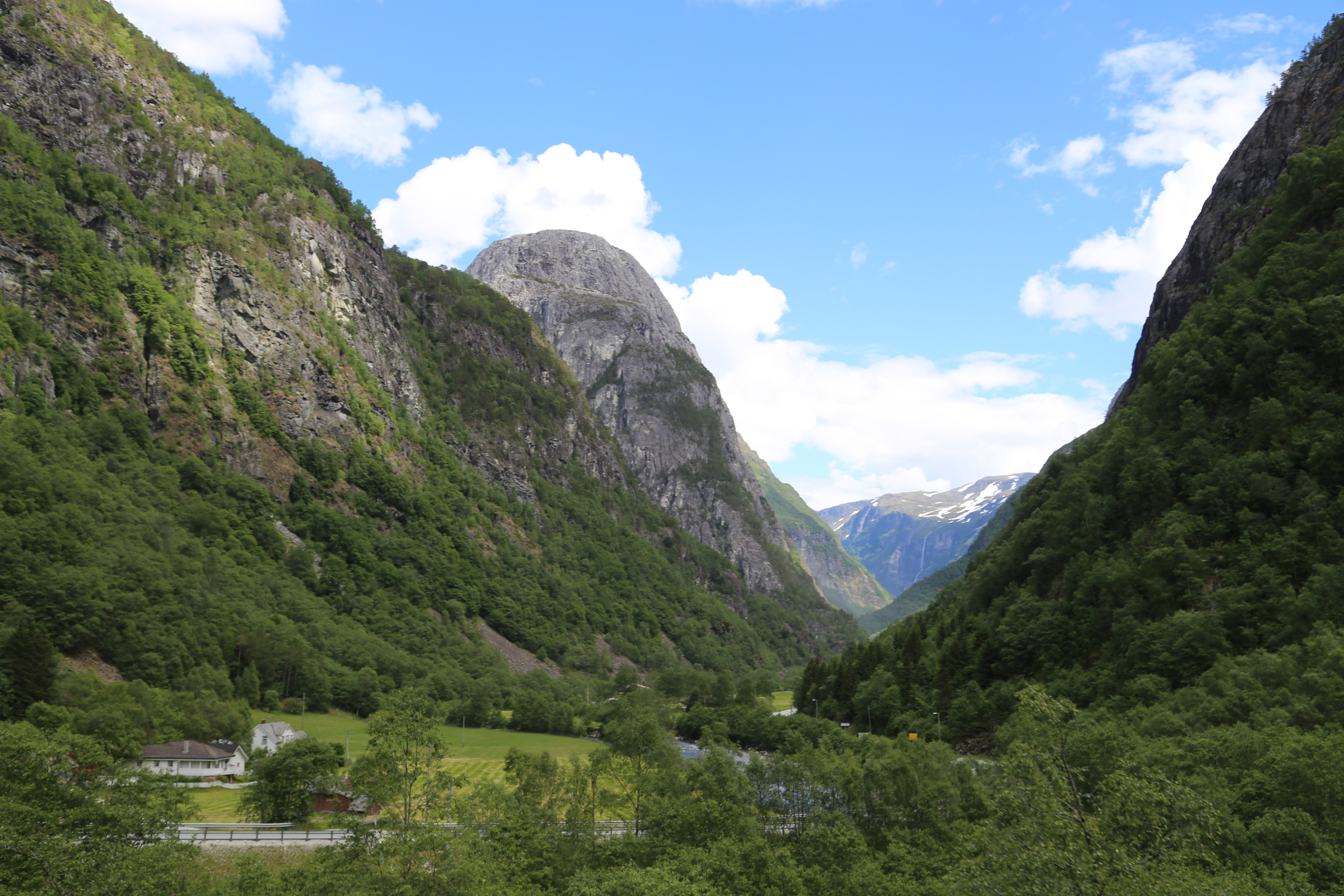 2014 Europe Trip Day 21 - Norway (Norway in a Nutshell (Roundtrip from Bergen via Myrdal): Train Bergen-Myrdal, The Flåm Railway, Fjord Cruise Flam-Gudvangen, Nærøyfjord (Narrowest Fjord in World), Bus Gudvangen-Voss, Train Voss-Bergen)