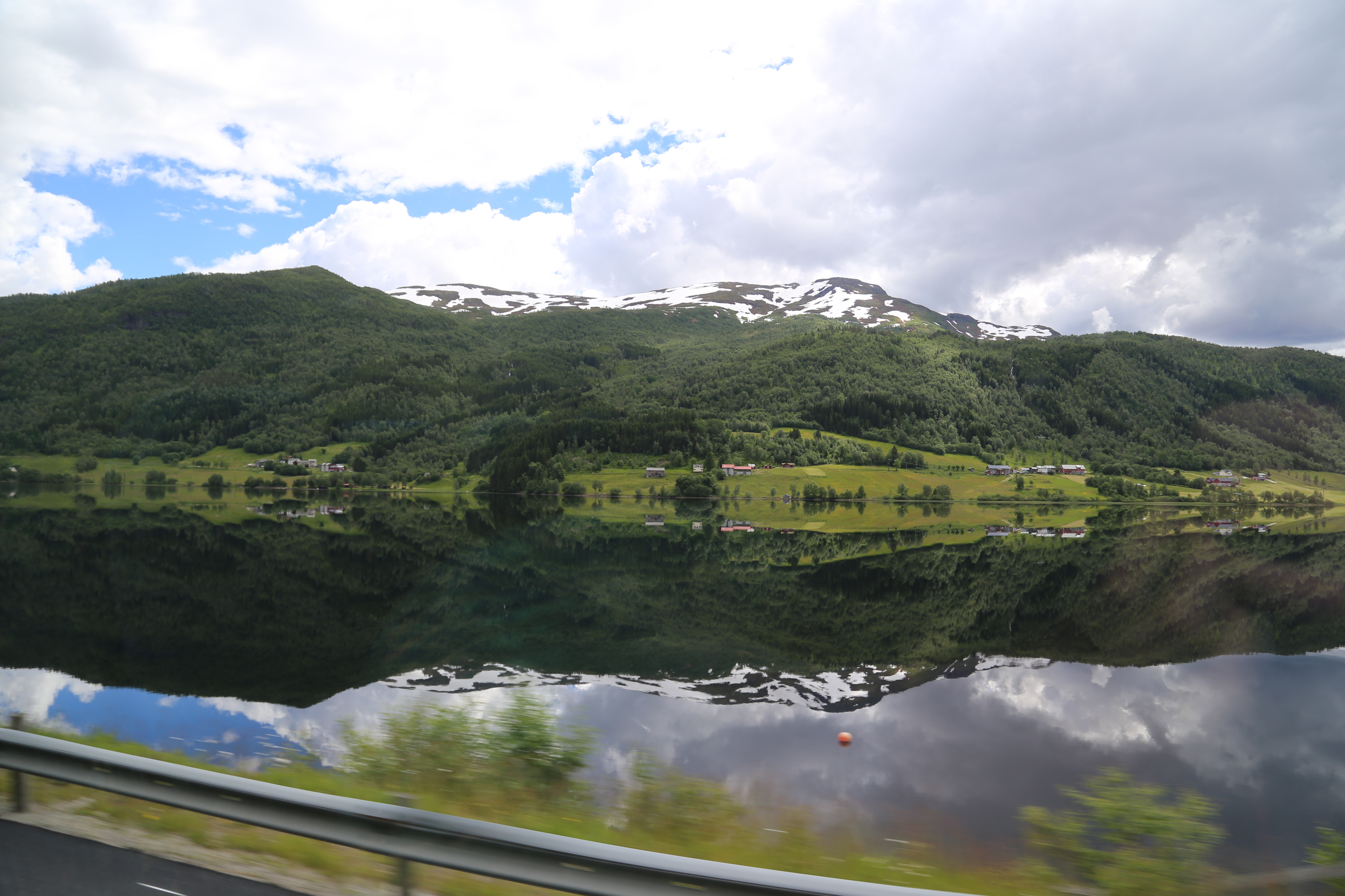 2014 Europe Trip Day 21 - Norway (Norway in a Nutshell (Roundtrip from Bergen via Myrdal): Train Bergen-Myrdal, The Flåm Railway, Fjord Cruise Flam-Gudvangen, Nærøyfjord (Narrowest Fjord in World), Bus Gudvangen-Voss, Train Voss-Bergen)