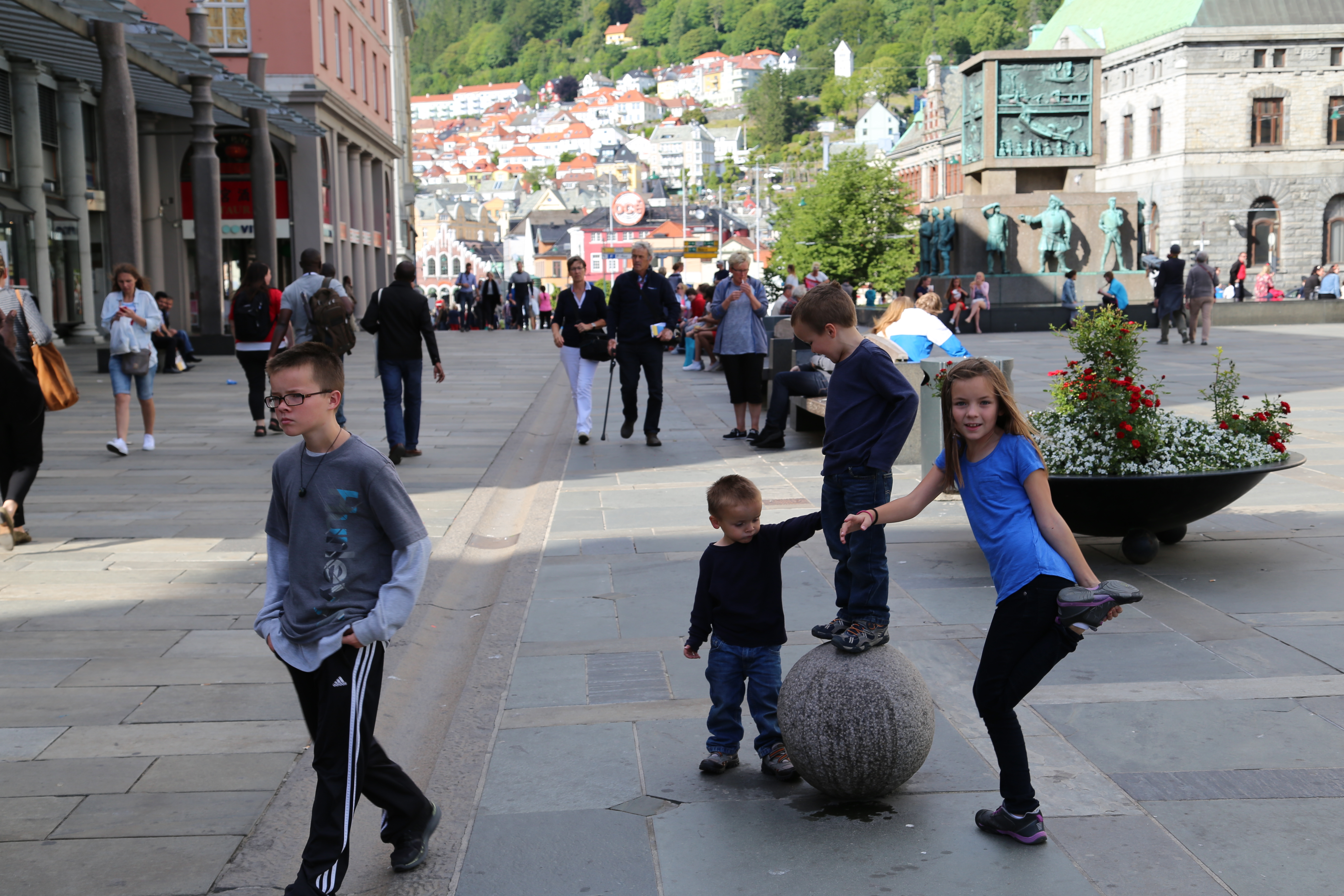 2014 Europe Trip Day 21 - Norway (Norway in a Nutshell (Roundtrip from Bergen via Myrdal): Train Bergen-Myrdal, The Flåm Railway, Fjord Cruise Flam-Gudvangen, Nærøyfjord (Narrowest Fjord in World), Bus Gudvangen-Voss, Train Voss-Bergen)