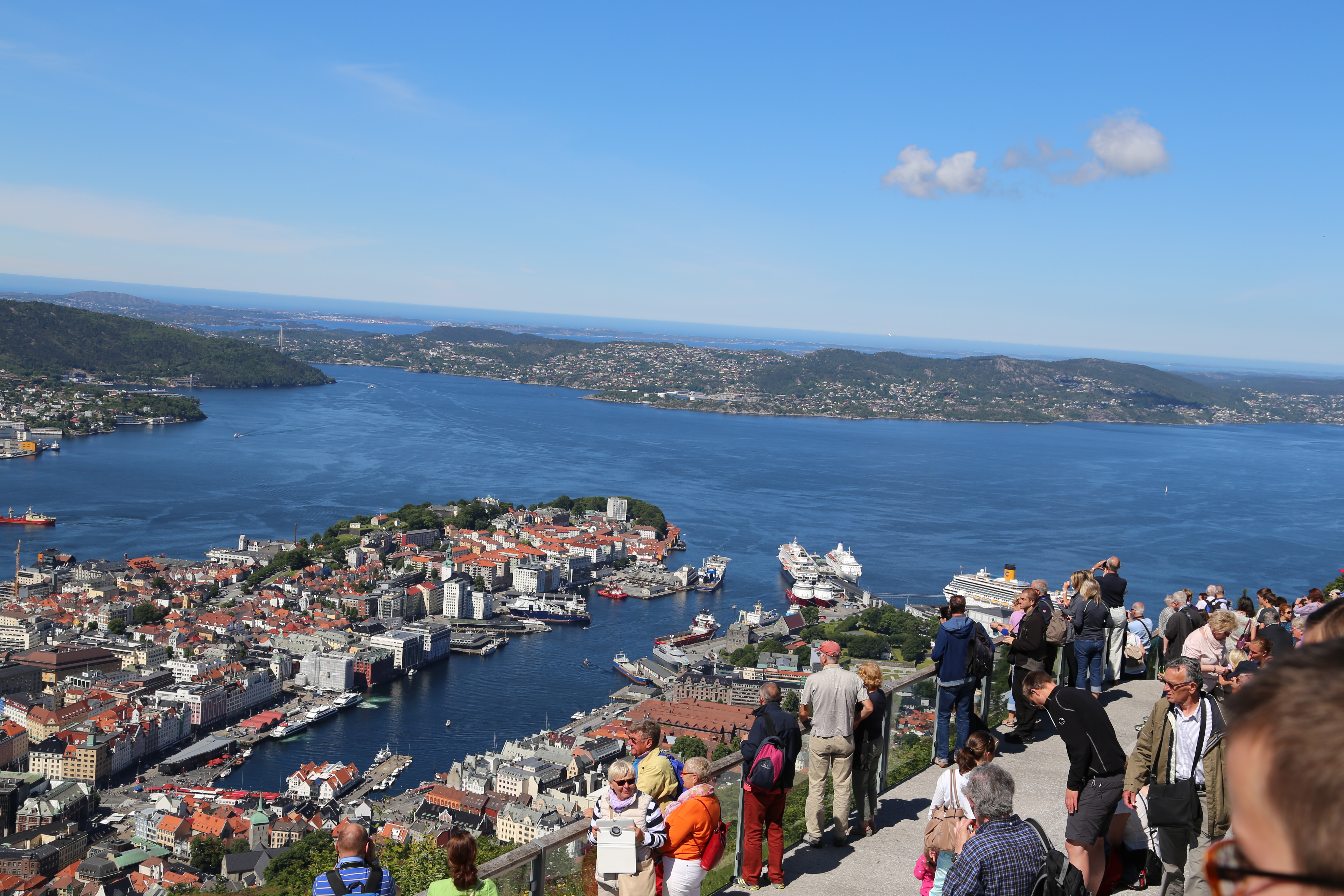 2014 Europe Trip Day 22 - Norway (Bergen: Fish Cakes, Fløibanen Funicular (Cable Railway up Mountain), Canoeing on Skomakerdiket Lake, Fisketorget (The Fish Market), Bryggen Wharf, Nordnes Seawater Pool, Jumping into the North Sea, Nordnes Alleys)