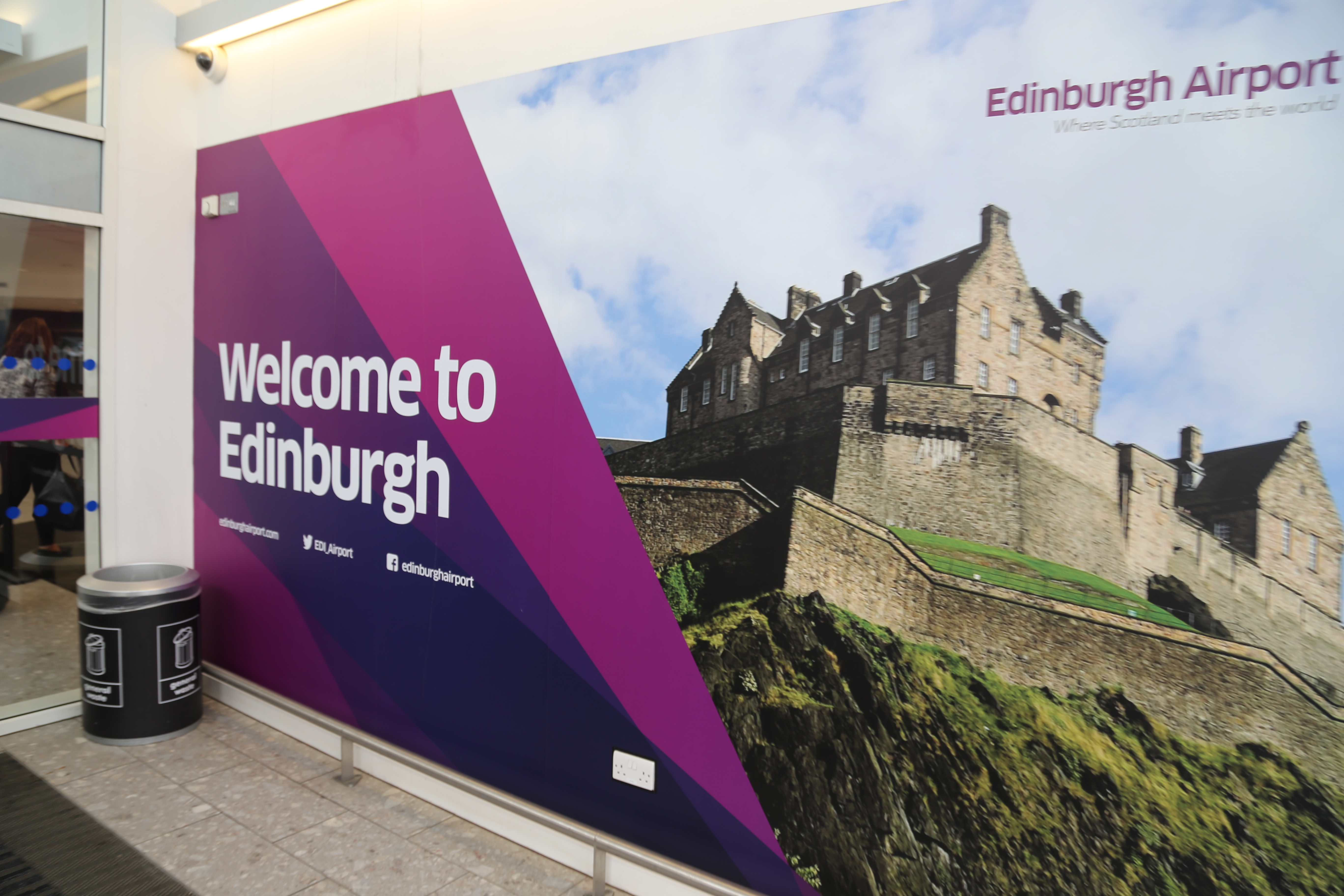 2014 Europe Trip Day 24 - Scotland (Crookston Castle, Paisley Missionary Flat (Walker Street), Lawn Bowling Pitch, Irn Bru, Church of the Holy Rude, Stirling Castle, 2014 Pipefest Stirling)