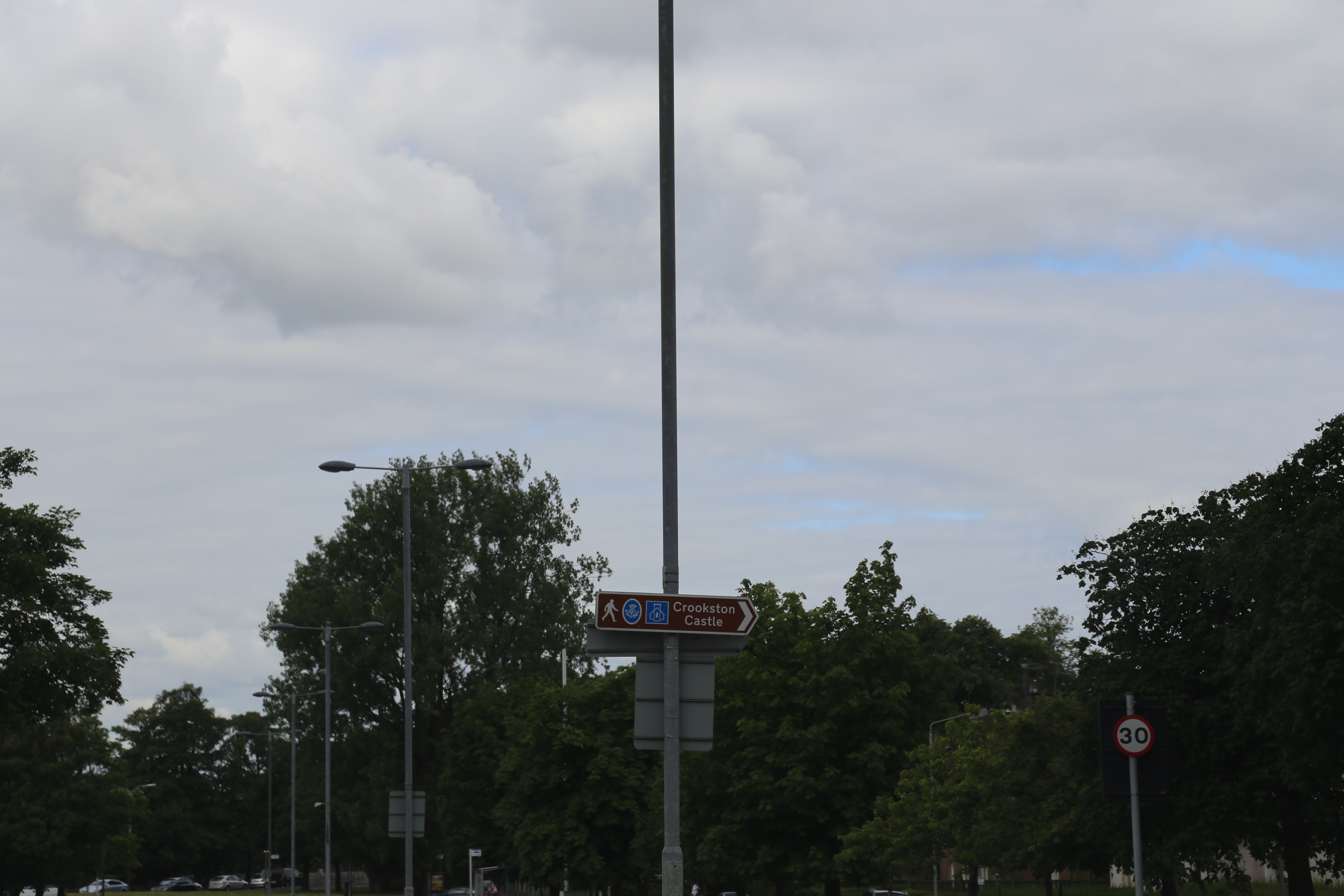 2014 Europe Trip Day 24 - Scotland (Crookston Castle, Paisley Missionary Flat (Walker Street), Lawn Bowling Pitch, Irn Bru, Church of the Holy Rude, Stirling Castle, 2014 Pipefest Stirling)