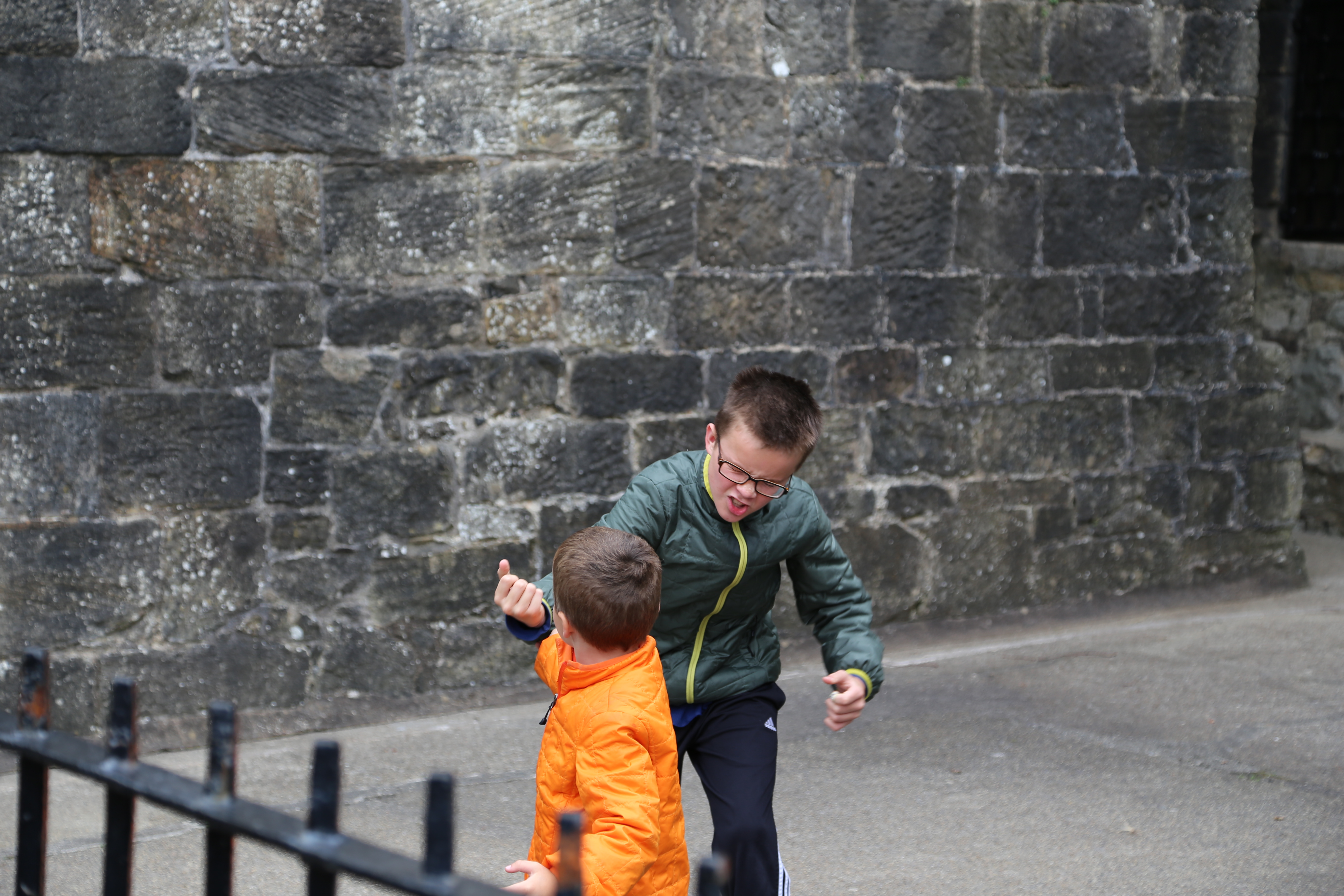 2014 Europe Trip Day 24 - Scotland (Crookston Castle, Paisley Missionary Flat (Walker Street), Lawn Bowling Pitch, Irn Bru, Church of the Holy Rude, Stirling Castle, 2014 Pipefest Stirling)