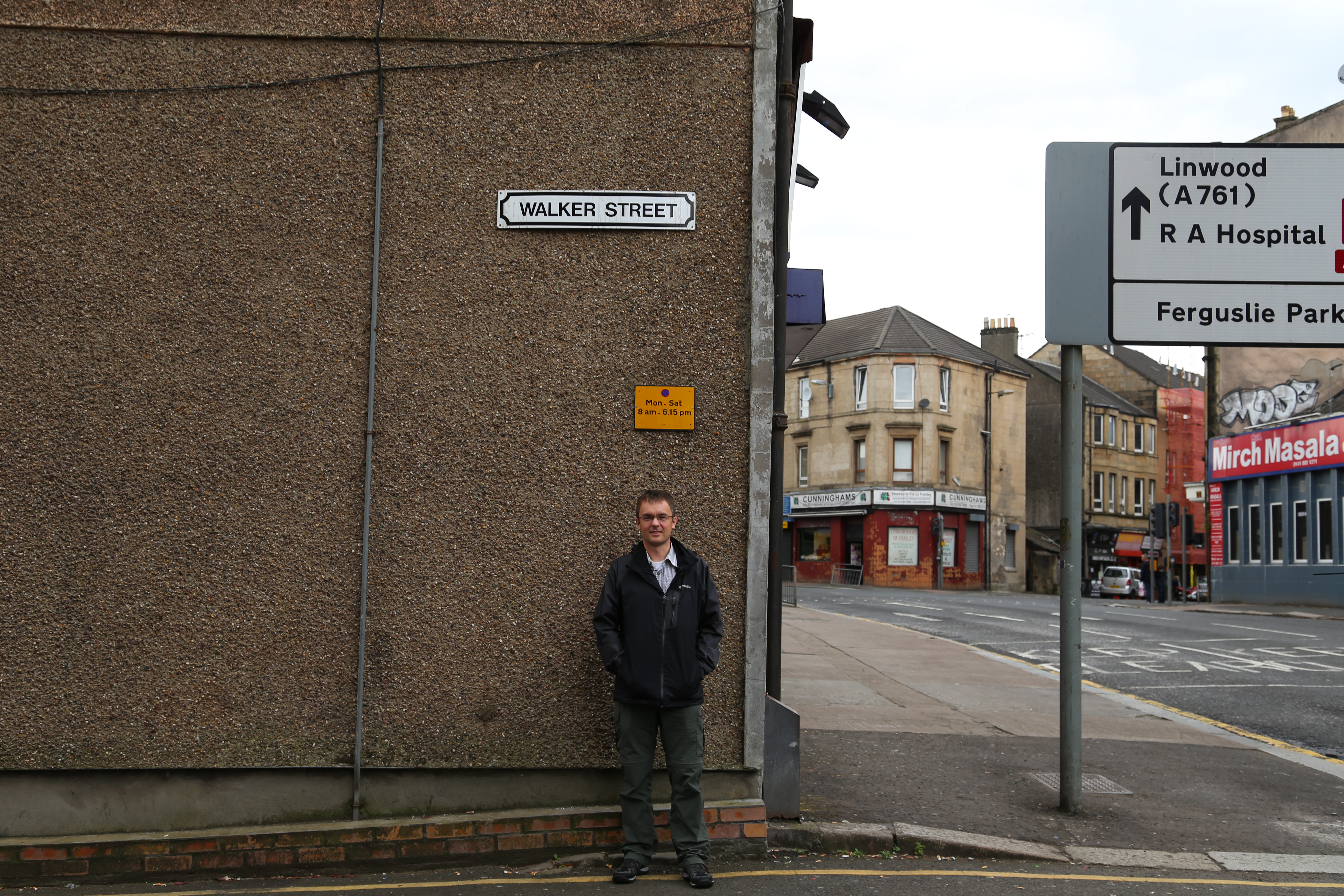 2014 Europe Trip Day 24 - Scotland (Crookston Castle, Paisley Missionary Flat (Walker Street), Lawn Bowling Pitch, Irn Bru, Church of the Holy Rude, Stirling Castle, 2014 Pipefest Stirling)