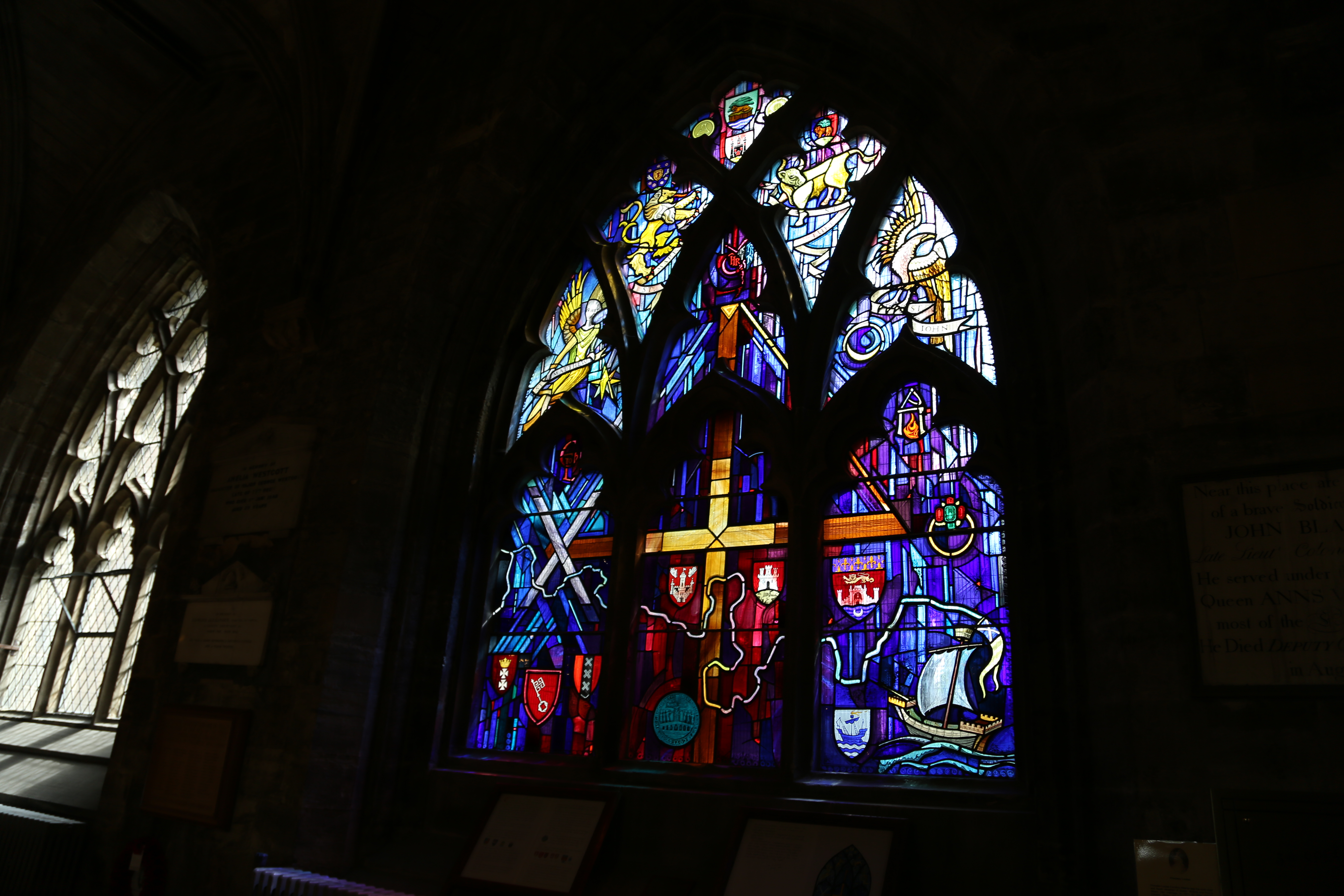 2014 Europe Trip Day 24 - Scotland (Crookston Castle, Paisley Missionary Flat (Walker Street), Lawn Bowling Pitch, Irn Bru, Church of the Holy Rude, Stirling Castle, 2014 Pipefest Stirling)
