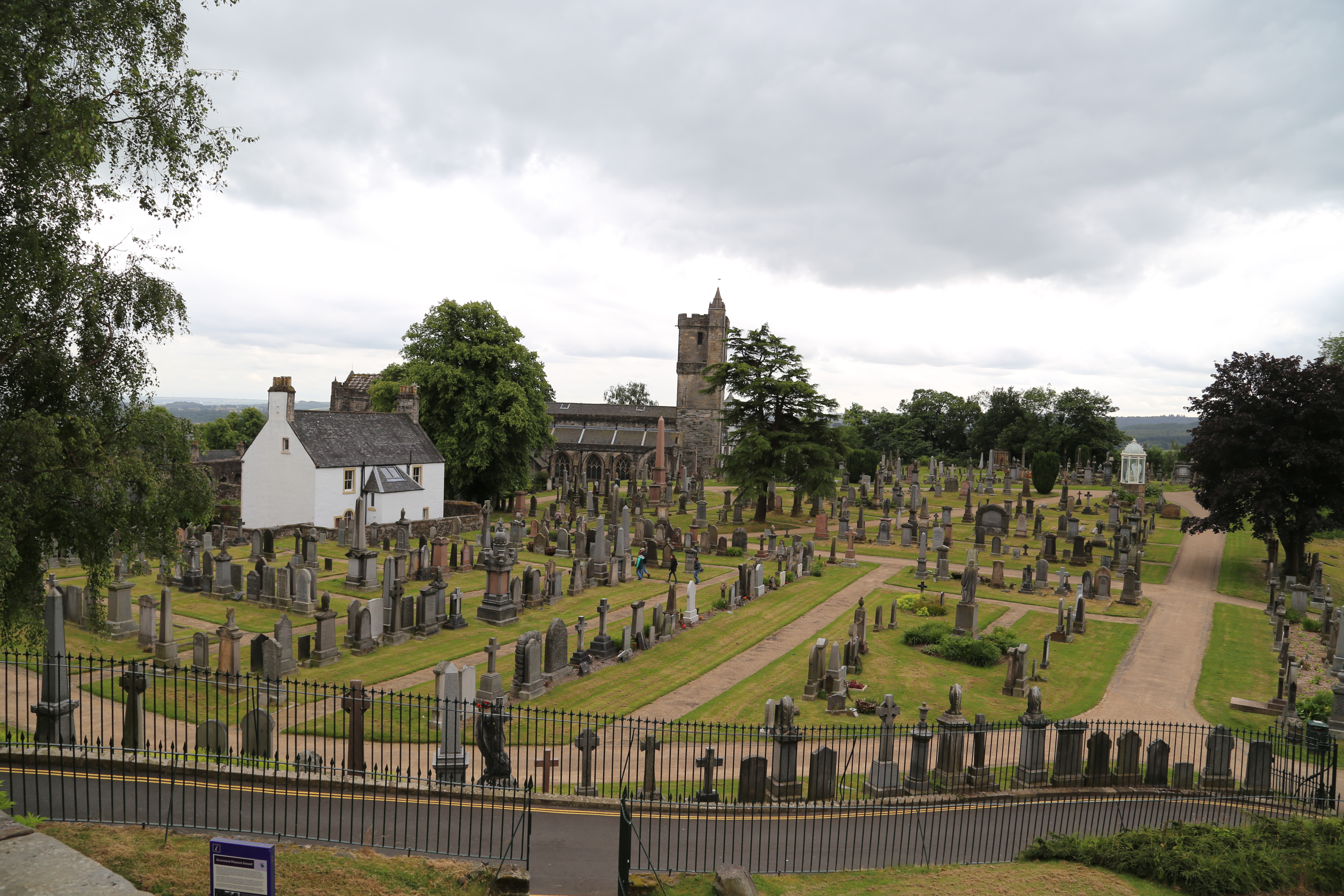 2014 Europe Trip Day 24 - Scotland (Crookston Castle, Paisley Missionary Flat (Walker Street), Lawn Bowling Pitch, Irn Bru, Church of the Holy Rude, Stirling Castle, 2014 Pipefest Stirling)