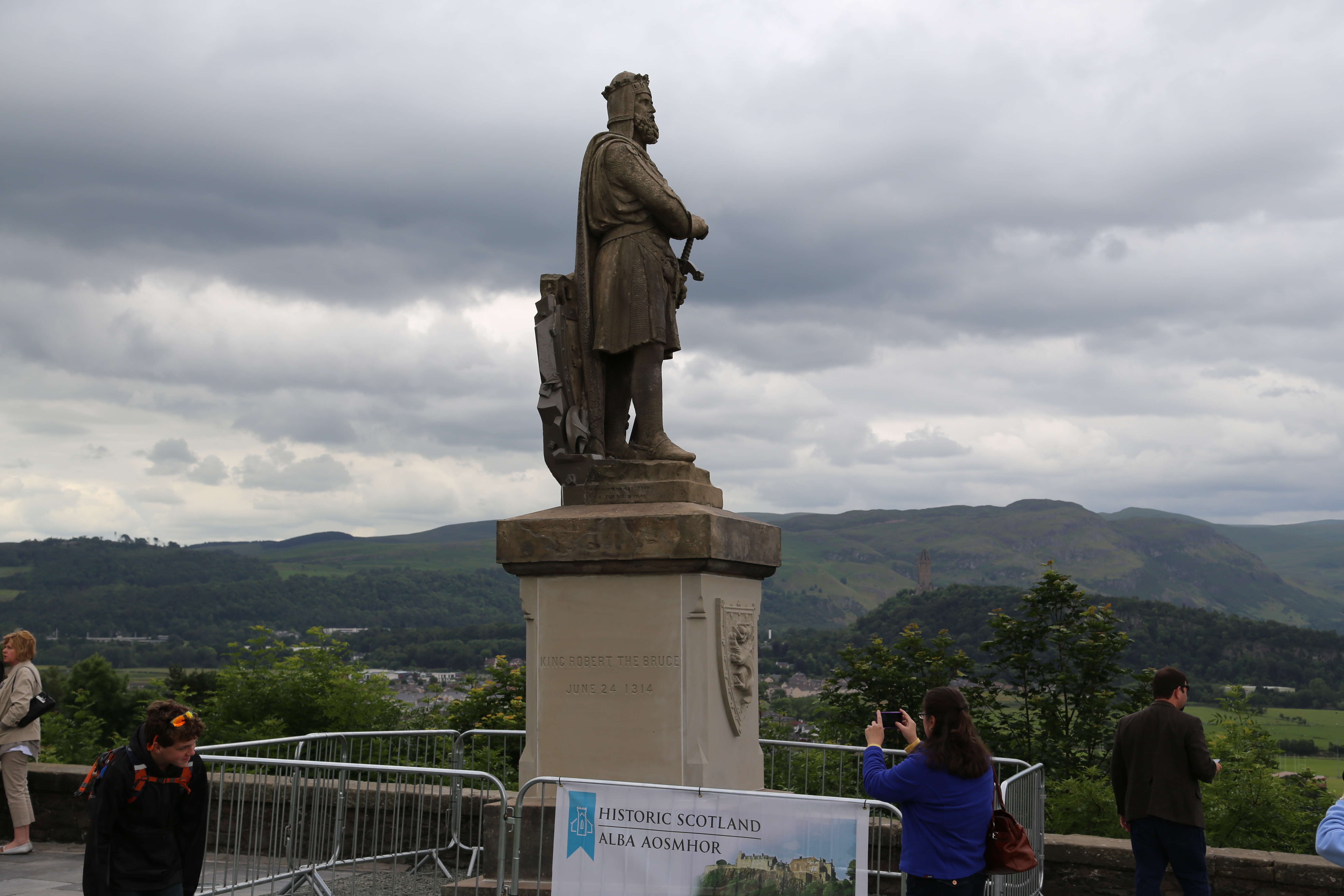 2014 Europe Trip Day 24 - Scotland (Crookston Castle, Paisley Missionary Flat (Walker Street), Lawn Bowling Pitch, Irn Bru, Church of the Holy Rude, Stirling Castle, 2014 Pipefest Stirling)