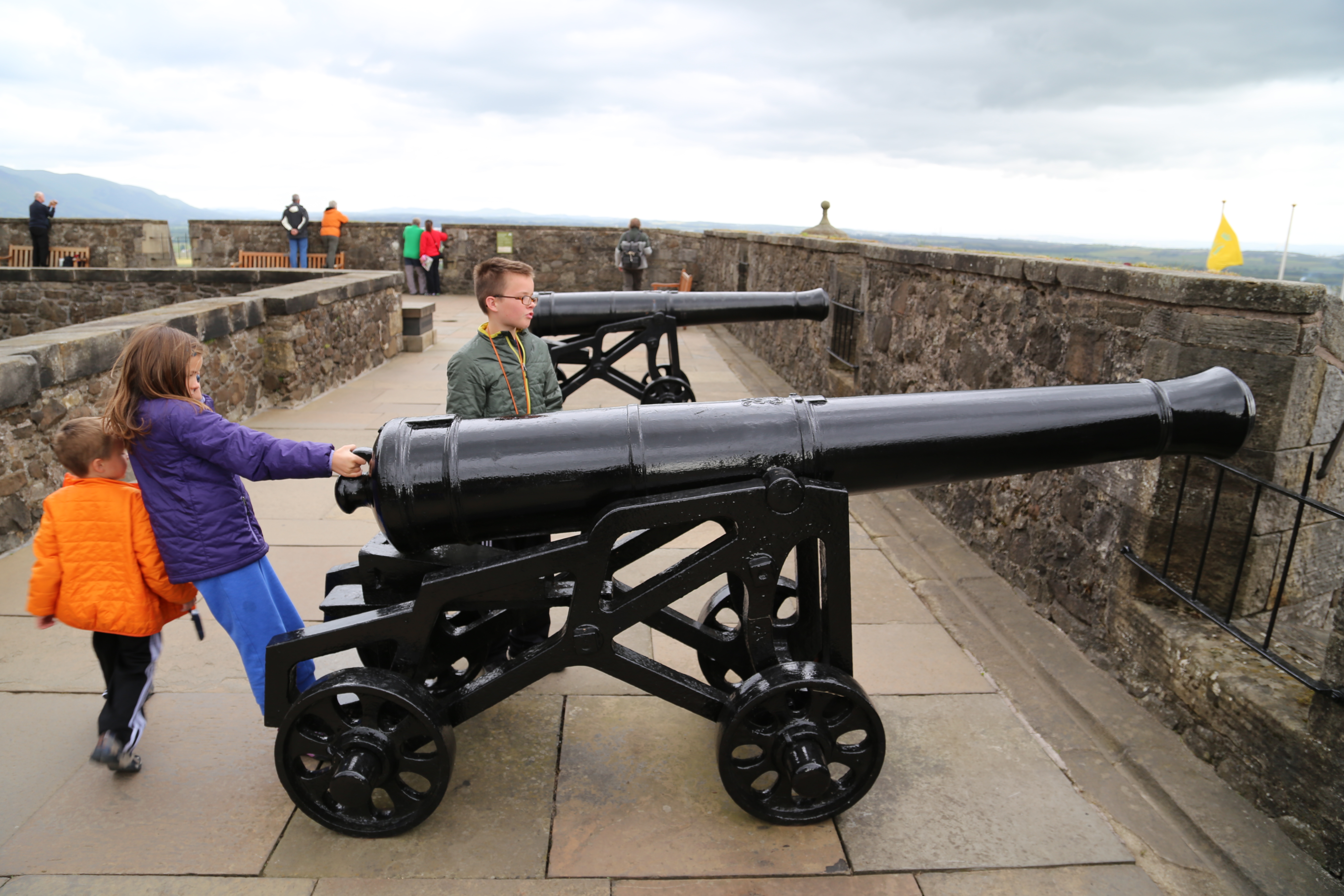 2014 Europe Trip Day 24 - Scotland (Crookston Castle, Paisley Missionary Flat (Walker Street), Lawn Bowling Pitch, Irn Bru, Church of the Holy Rude, Stirling Castle, 2014 Pipefest Stirling)