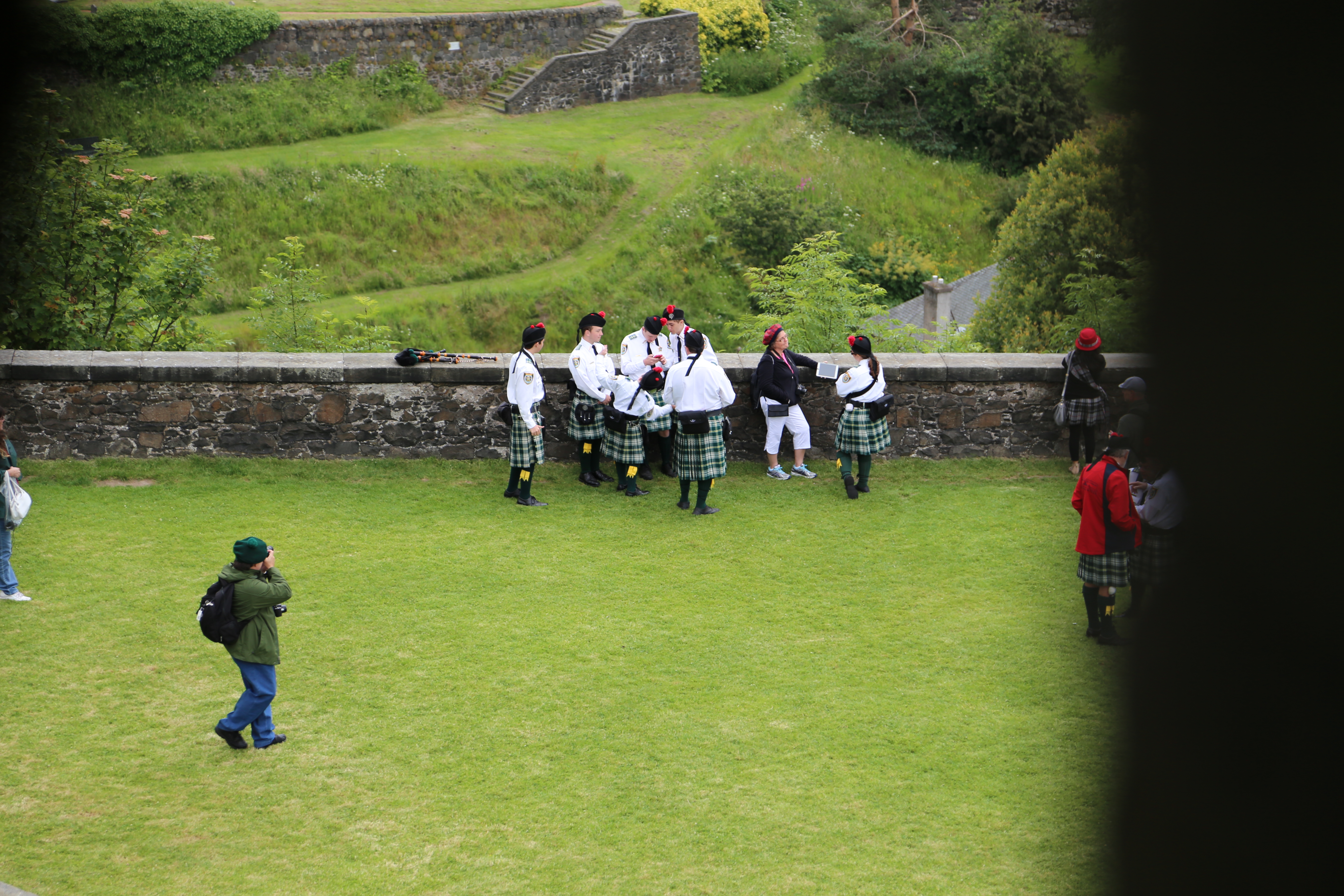 2014 Europe Trip Day 24 - Scotland (Crookston Castle, Paisley Missionary Flat (Walker Street), Lawn Bowling Pitch, Irn Bru, Church of the Holy Rude, Stirling Castle, 2014 Pipefest Stirling)