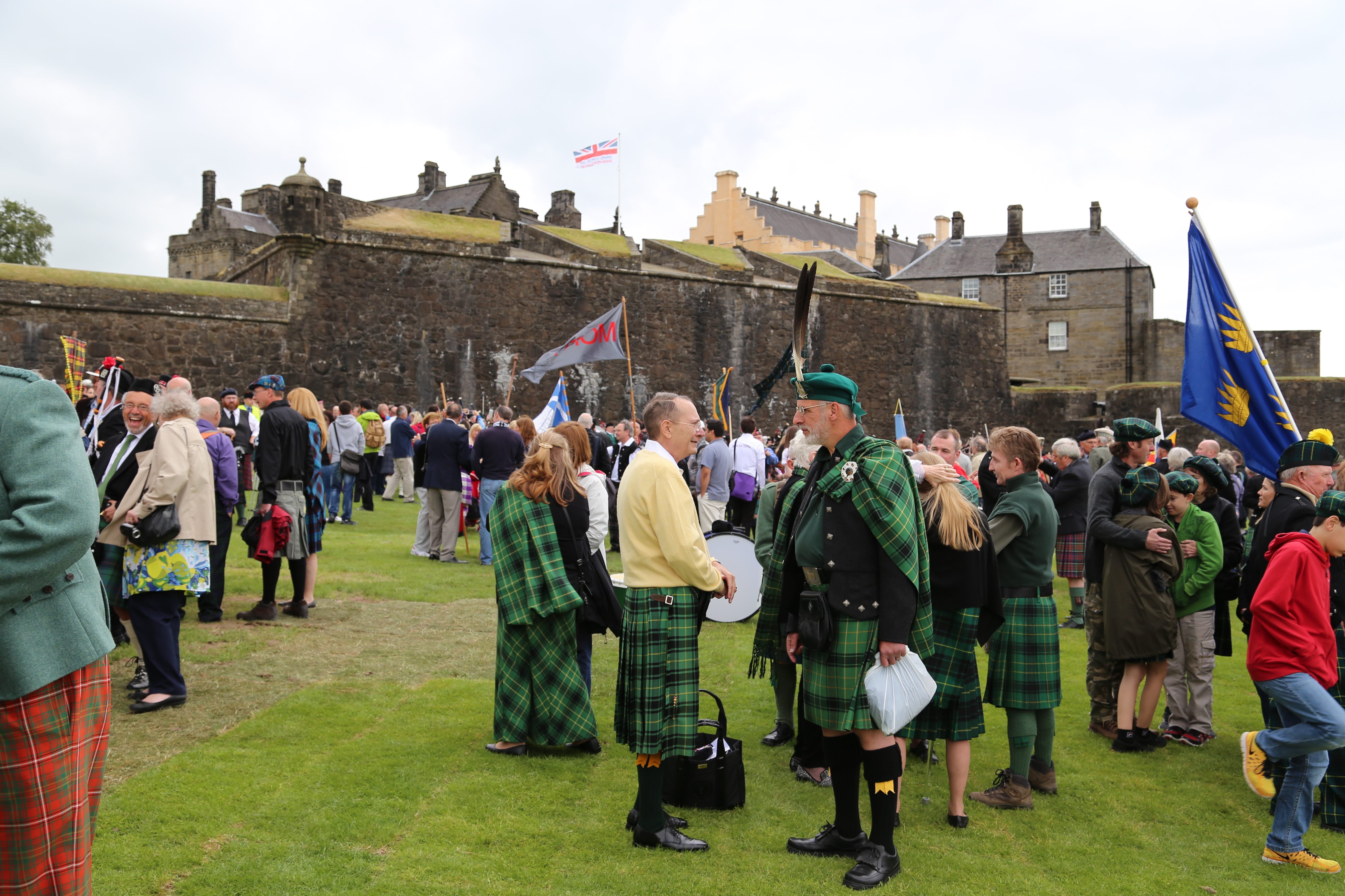 2014 Europe Trip Day 24 - Scotland (Crookston Castle, Paisley Missionary Flat (Walker Street), Lawn Bowling Pitch, Irn Bru, Church of the Holy Rude, Stirling Castle, 2014 Pipefest Stirling)