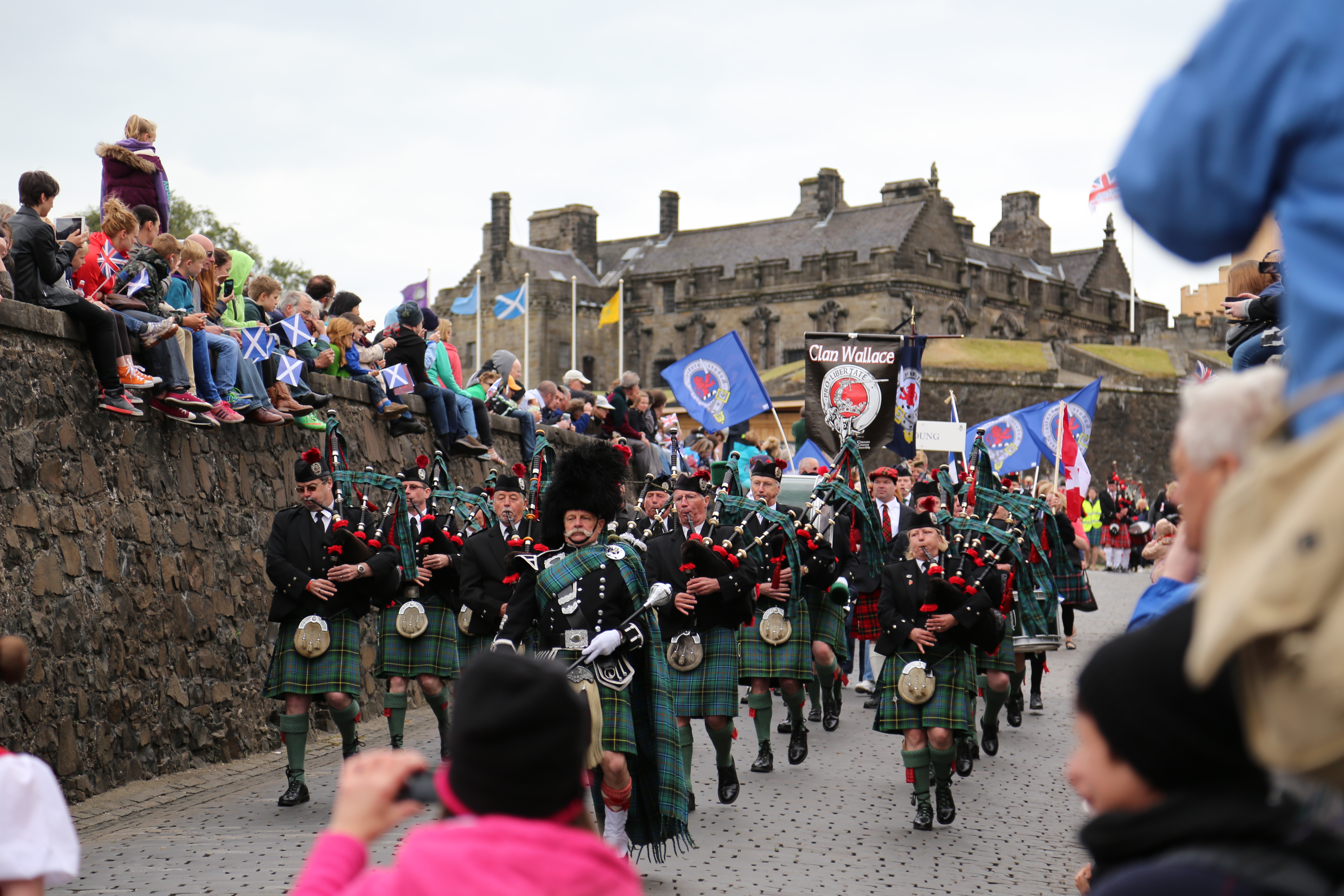 2014 Europe Trip Day 24 - Scotland (Crookston Castle, Paisley Missionary Flat (Walker Street), Lawn Bowling Pitch, Irn Bru, Church of the Holy Rude, Stirling Castle, 2014 Pipefest Stirling)