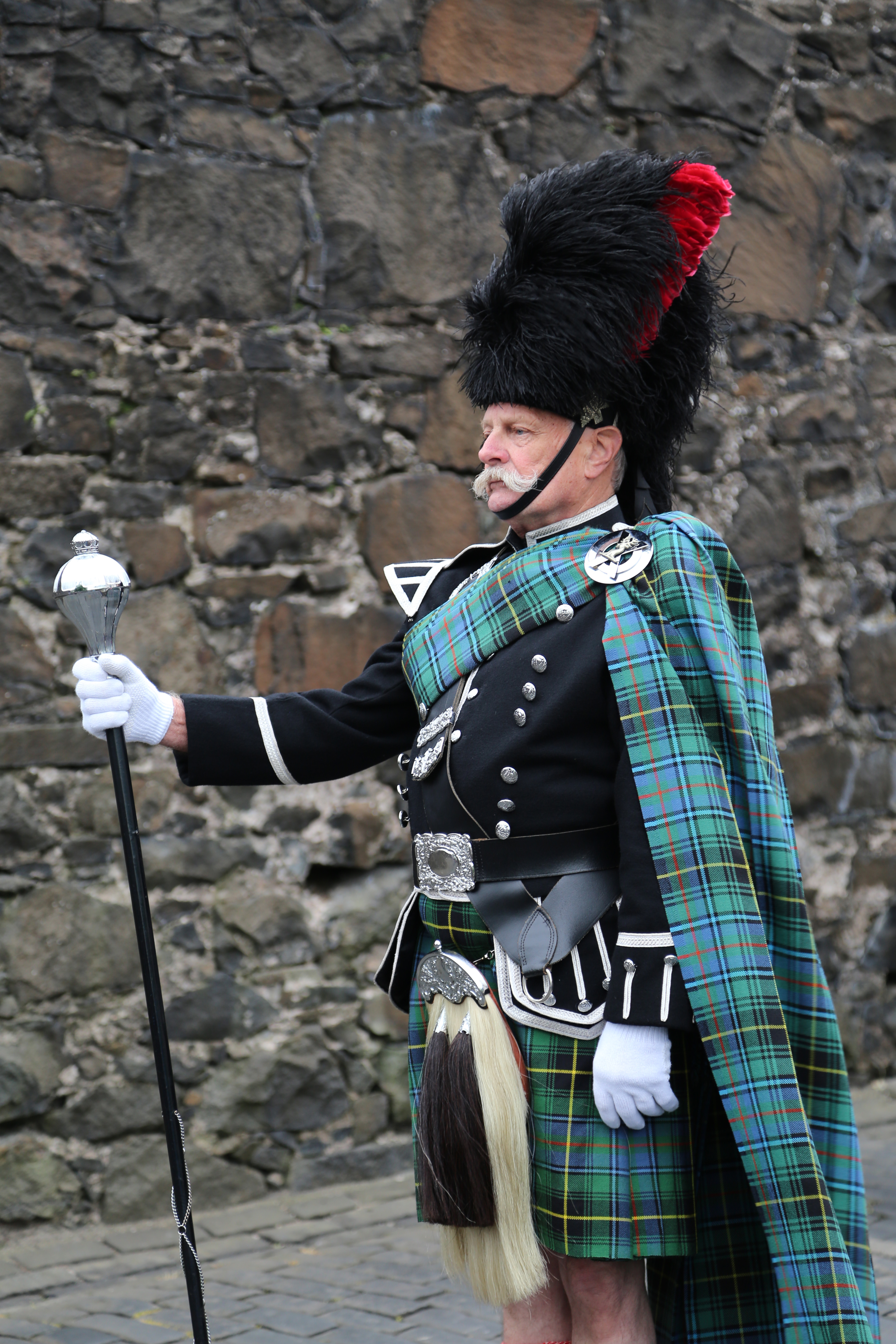 2014 Europe Trip Day 24 - Scotland (Crookston Castle, Paisley Missionary Flat (Walker Street), Lawn Bowling Pitch, Irn Bru, Church of the Holy Rude, Stirling Castle, 2014 Pipefest Stirling)