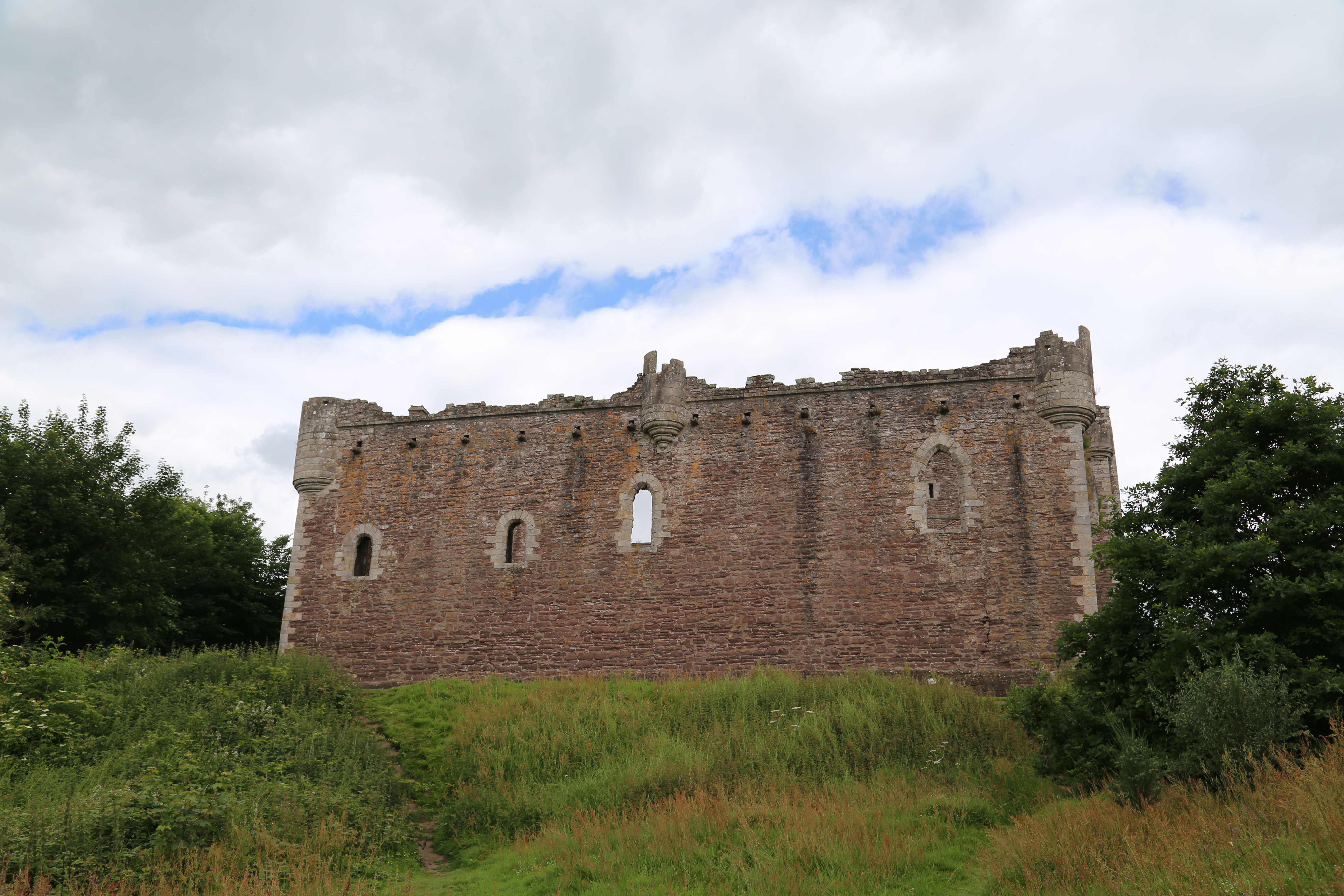 2014 Europe Trip Day 25 - Scotland (Stirling Monument, Doune Castle (Monty Python Castle), Loch Lomond, Ben Lomond, Inverary Castle, Crisps, Tunnock's, Oban Ferry to Isle of Mull, Duart Castle, Argyll Arms Hotel, Haggis, Neeps, & Tatties, Ardachy House)
