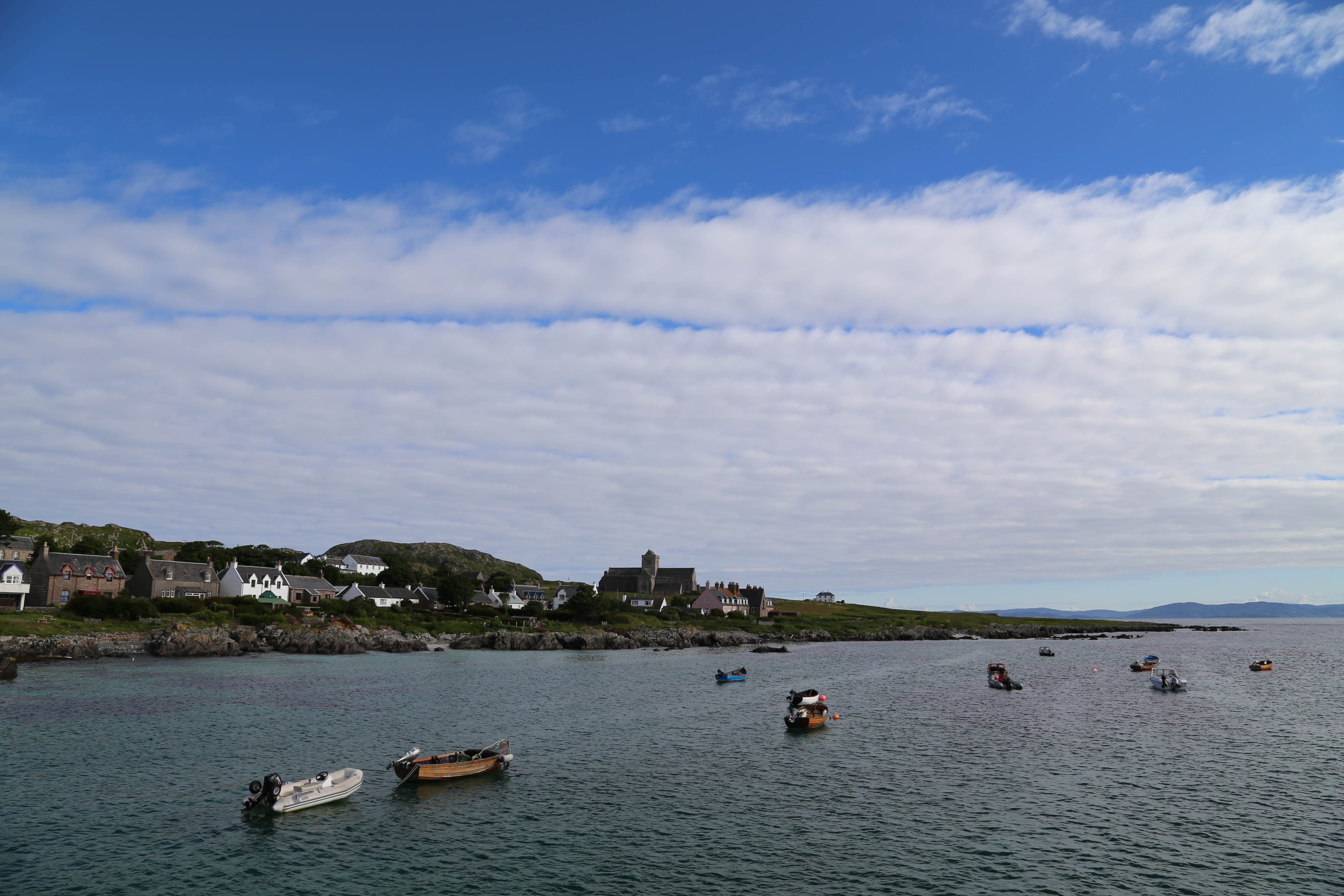 2014 Europe Trip Day 26 - Scotland (Ardachy House Yurt, Heilan' Coo, Fionnphort-Iona Ferry, Iona Nunnery, Iona Abbey (Britain Christianity Birthplace), Scottish Heather, Tobermory-Kilchoan Ferry, Castle Tioram, Glenfinnan Monument, Biting Midges!)