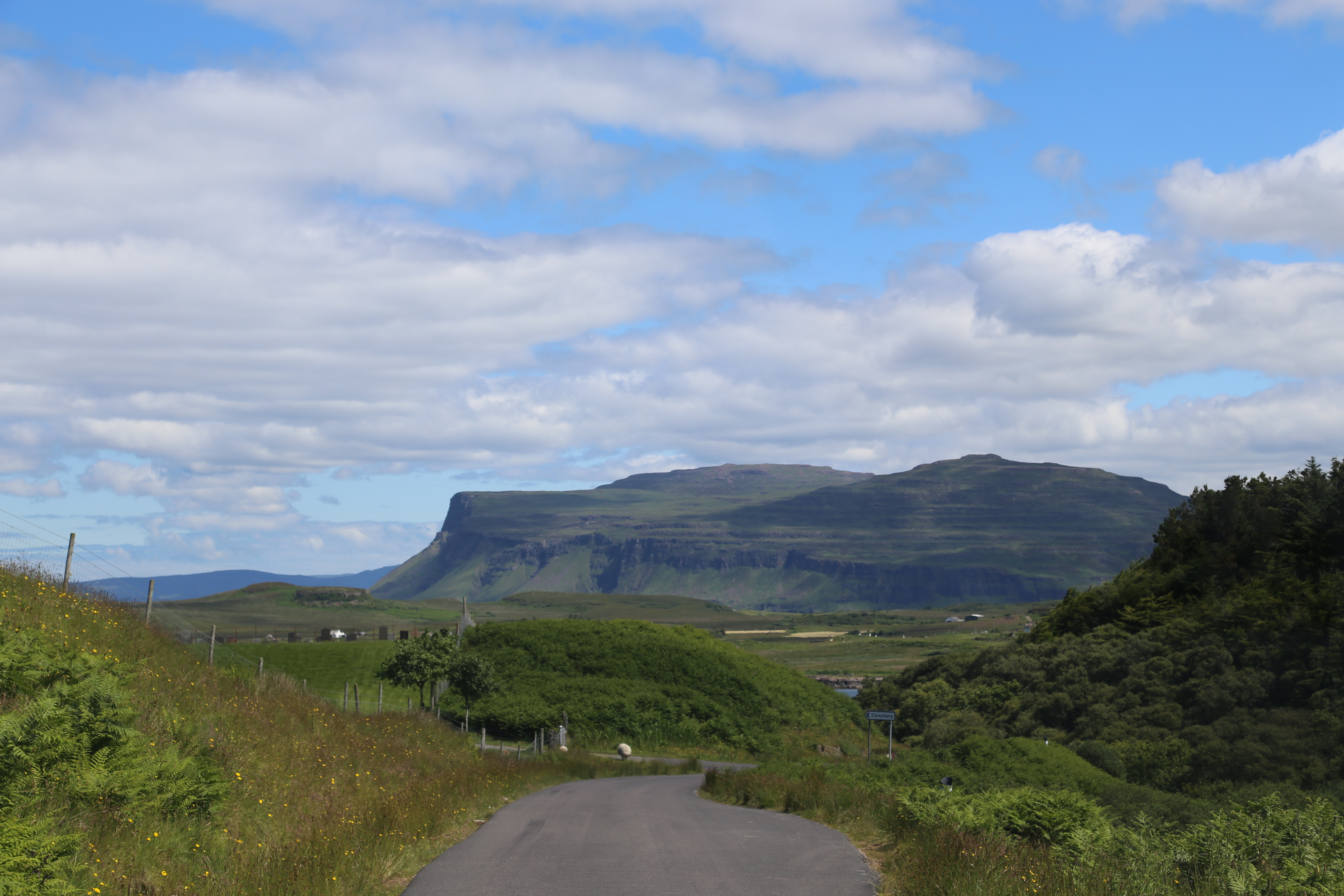 2014 Europe Trip Day 26 - Scotland (Ardachy House Yurt, Heilan' Coo, Fionnphort-Iona Ferry, Iona Nunnery, Iona Abbey (Britain Christianity Birthplace), Scottish Heather, Tobermory-Kilchoan Ferry, Castle Tioram, Glenfinnan Monument, Biting Midges!)