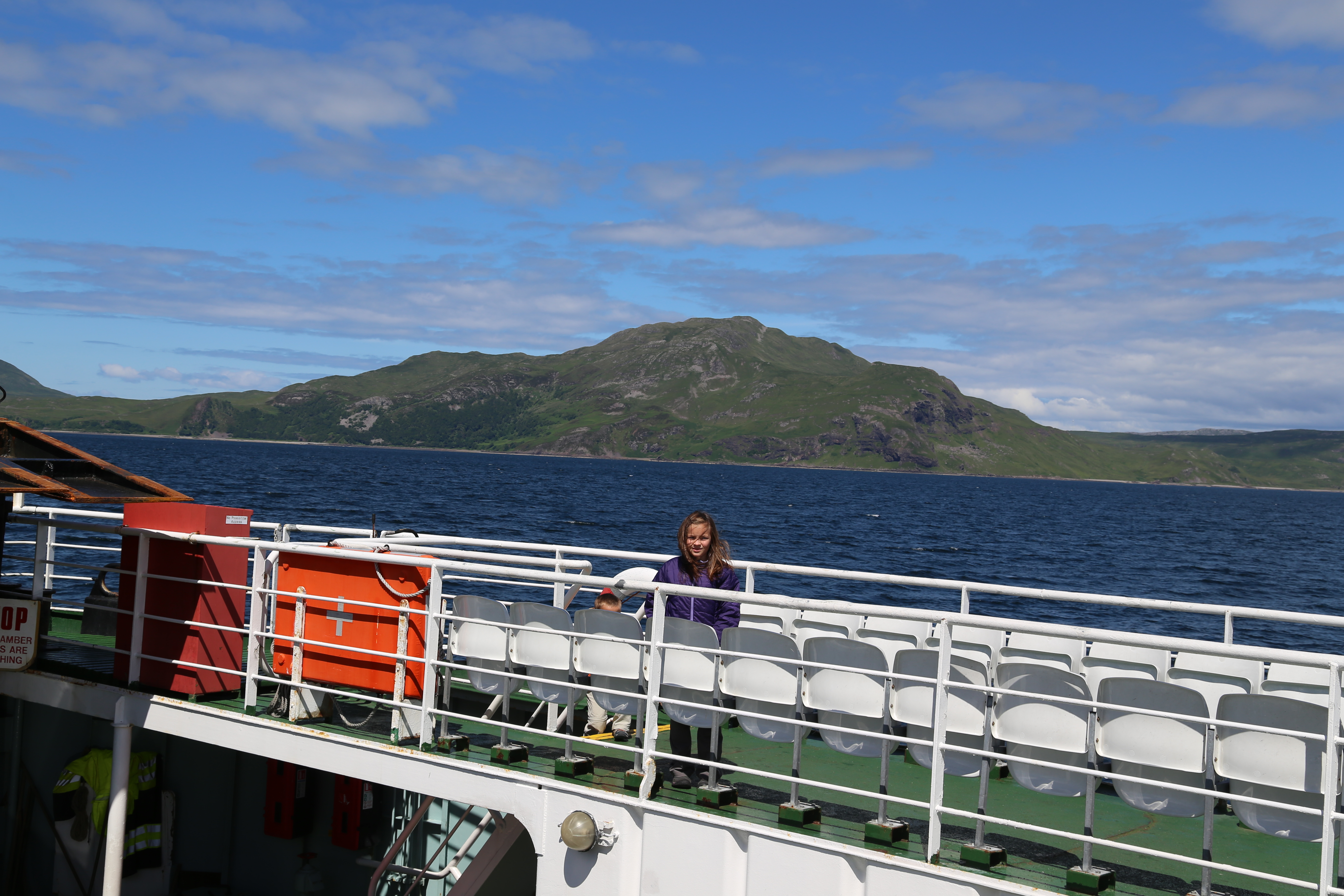 2014 Europe Trip Day 26 - Scotland (Ardachy House Yurt, Heilan' Coo, Fionnphort-Iona Ferry, Iona Nunnery, Iona Abbey (Britain Christianity Birthplace), Scottish Heather, Tobermory-Kilchoan Ferry, Castle Tioram, Glenfinnan Monument, Biting Midges!)