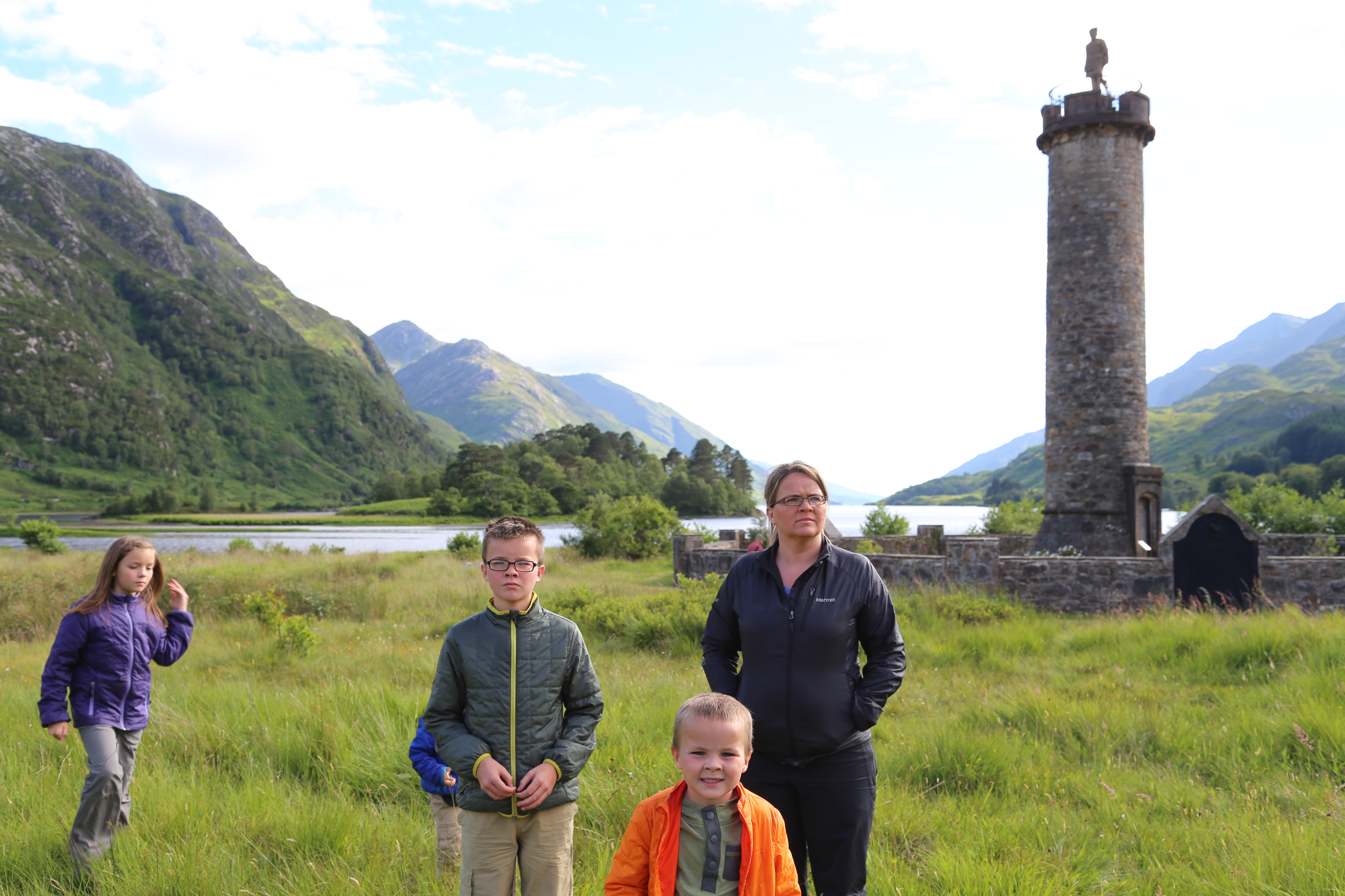 2014 Europe Trip Day 26 - Scotland (Ardachy House Yurt, Heilan' Coo, Fionnphort-Iona Ferry, Iona Nunnery, Iona Abbey (Britain Christianity Birthplace), Scottish Heather, Tobermory-Kilchoan Ferry, Castle Tioram, Glenfinnan Monument, Biting Midges!)