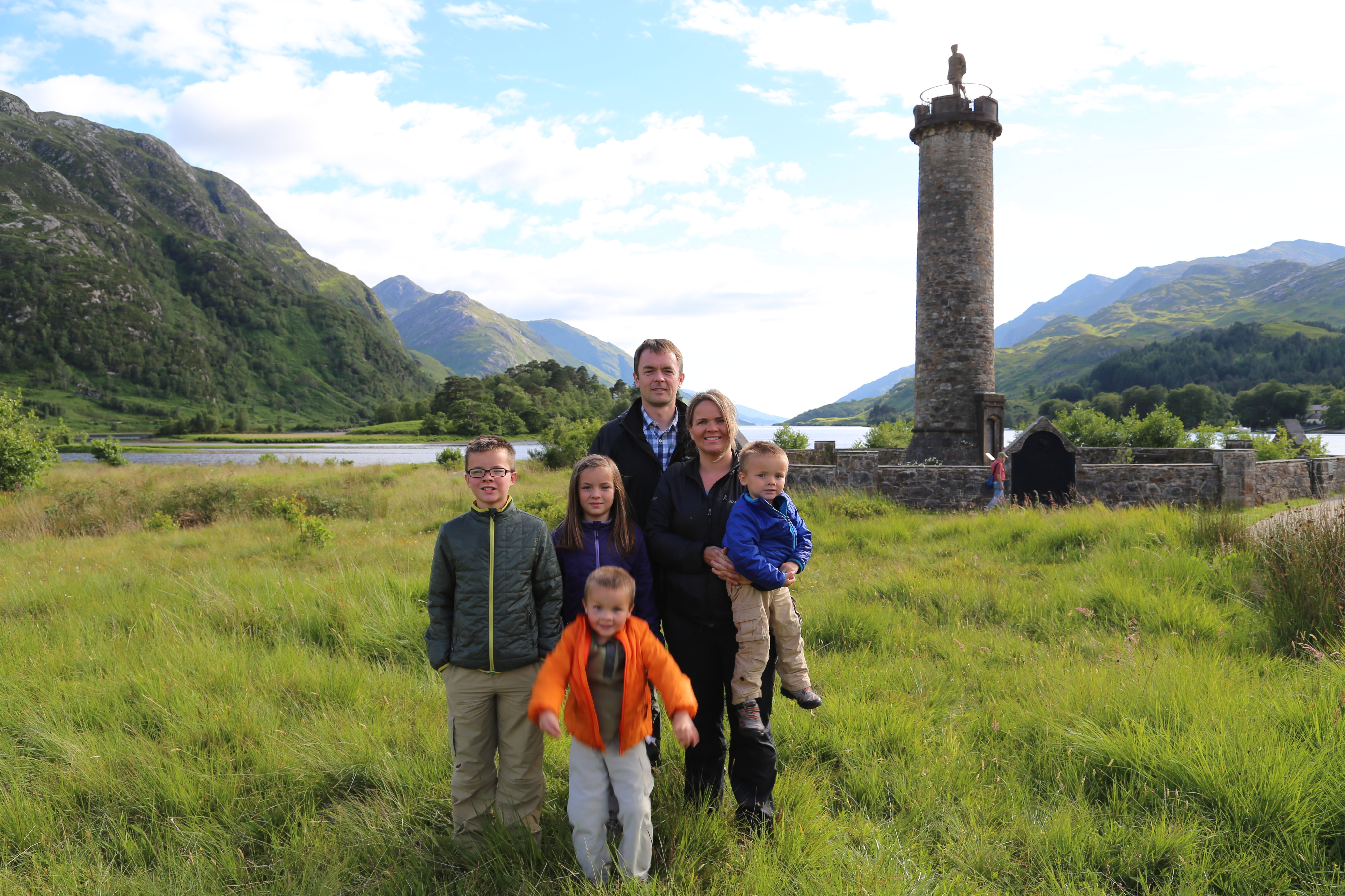 2014 Europe Trip Day 26 - Scotland (Ardachy House Yurt, Heilan' Coo, Fionnphort-Iona Ferry, Iona Nunnery, Iona Abbey (Britain Christianity Birthplace), Scottish Heather, Tobermory-Kilchoan Ferry, Castle Tioram, Glenfinnan Monument, Biting Midges!)