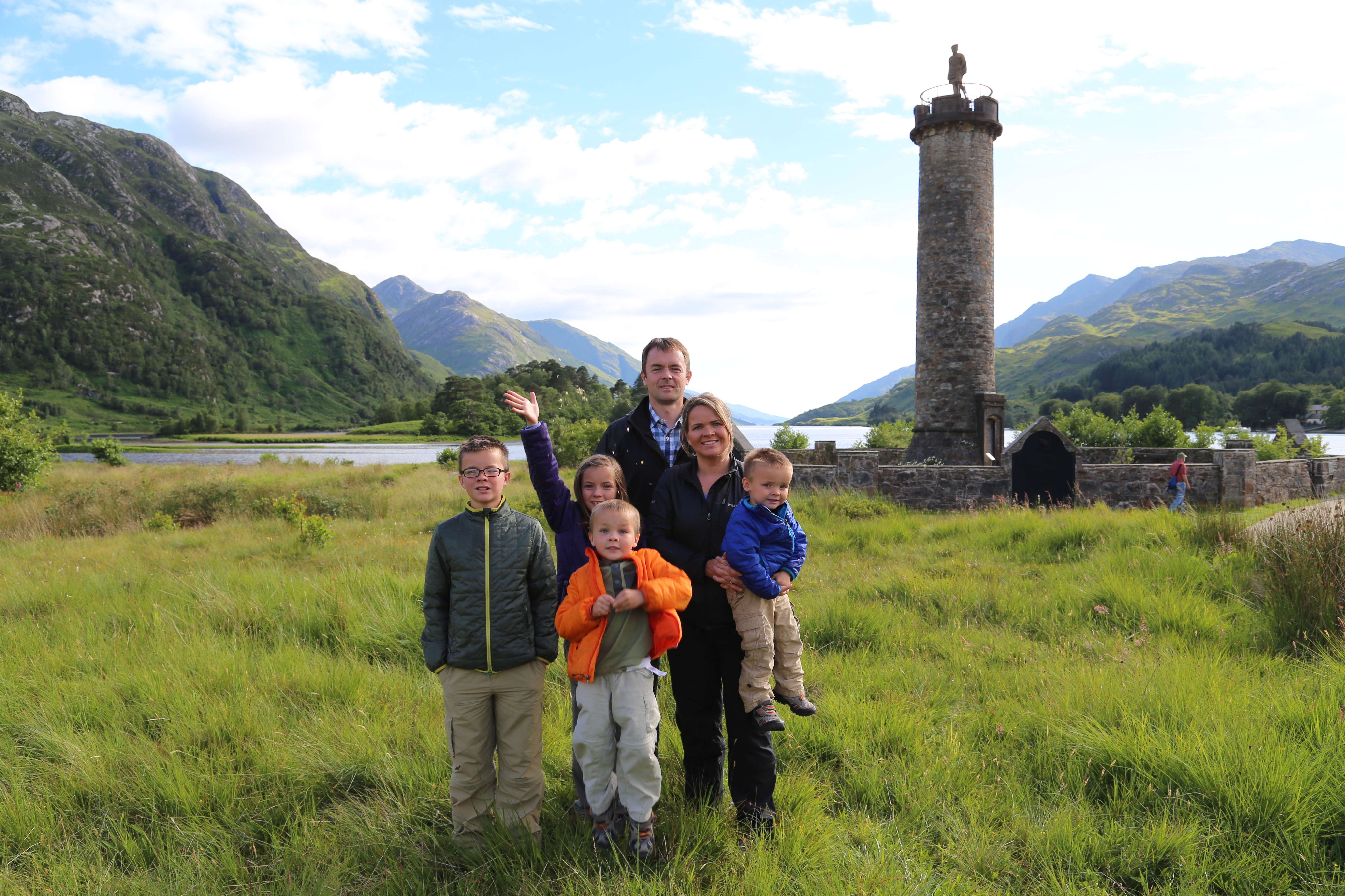 2014 Europe Trip Day 26 - Scotland (Ardachy House Yurt, Heilan' Coo, Fionnphort-Iona Ferry, Iona Nunnery, Iona Abbey (Britain Christianity Birthplace), Scottish Heather, Tobermory-Kilchoan Ferry, Castle Tioram, Glenfinnan Monument, Biting Midges!)