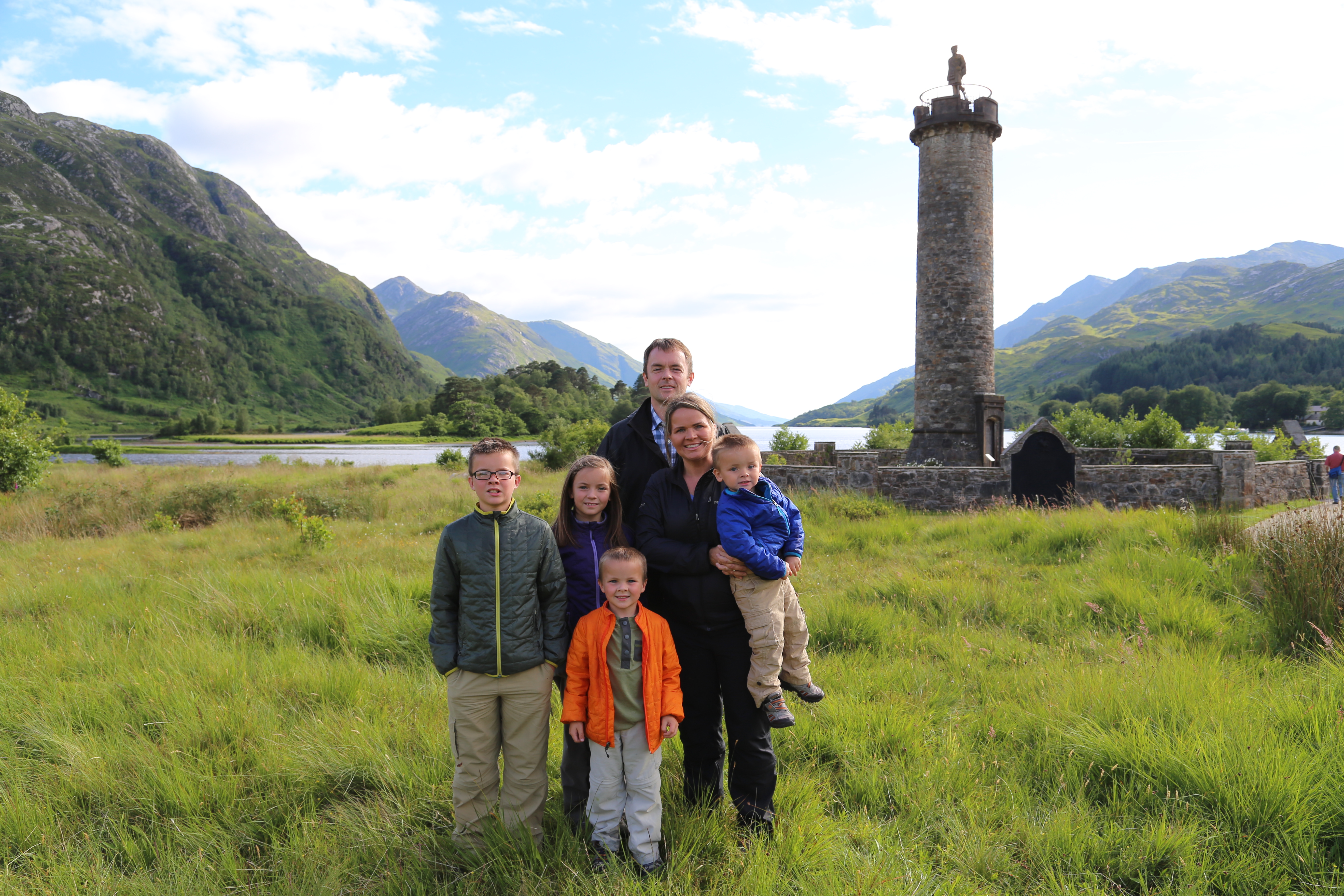 2014 Europe Trip Day 26 - Scotland (Ardachy House Yurt, Heilan' Coo, Fionnphort-Iona Ferry, Iona Nunnery, Iona Abbey (Britain Christianity Birthplace), Scottish Heather, Tobermory-Kilchoan Ferry, Castle Tioram, Glenfinnan Monument, Biting Midges!)