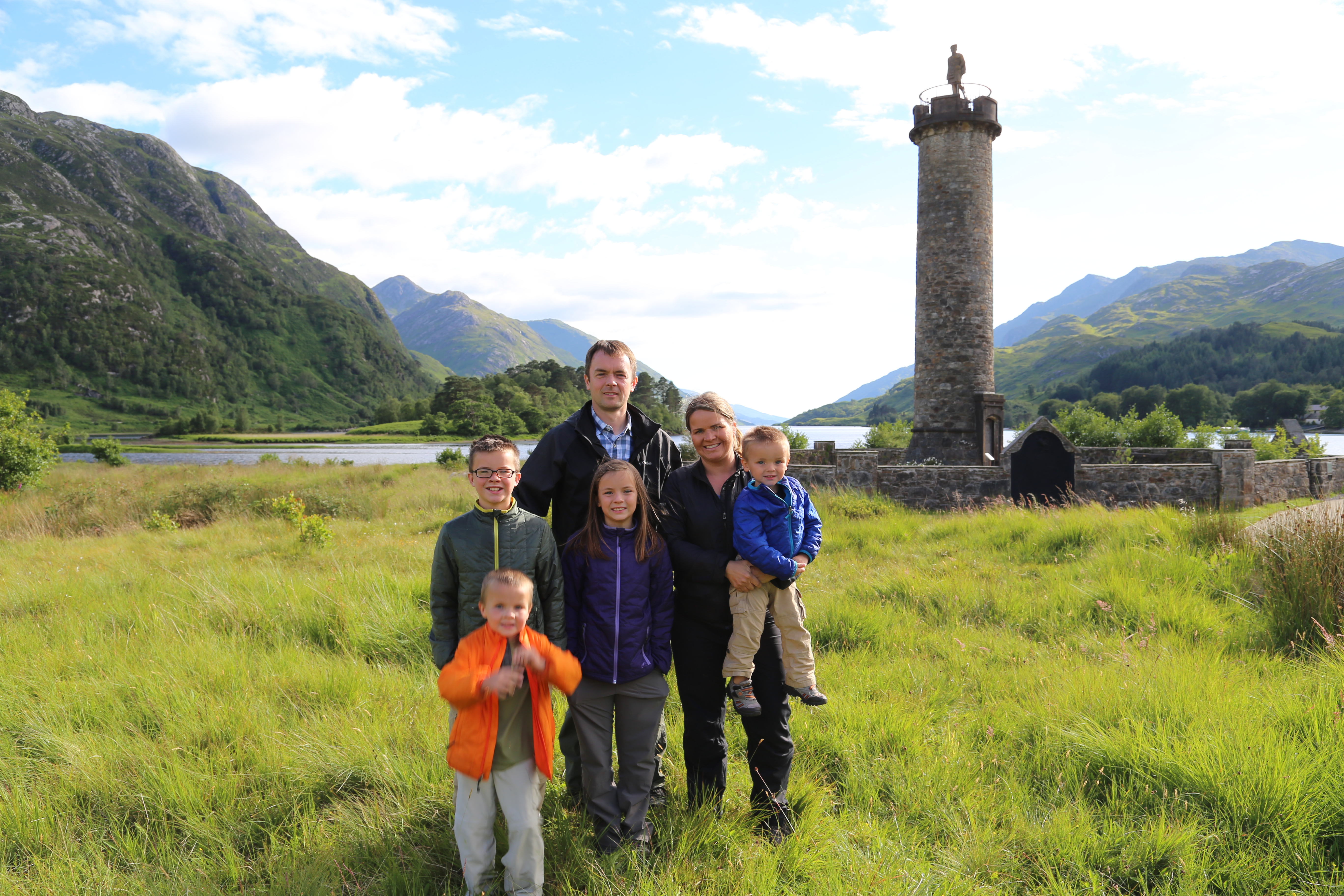 2014 Europe Trip Day 26 - Scotland (Ardachy House Yurt, Heilan' Coo, Fionnphort-Iona Ferry, Iona Nunnery, Iona Abbey (Britain Christianity Birthplace), Scottish Heather, Tobermory-Kilchoan Ferry, Castle Tioram, Glenfinnan Monument, Biting Midges!)