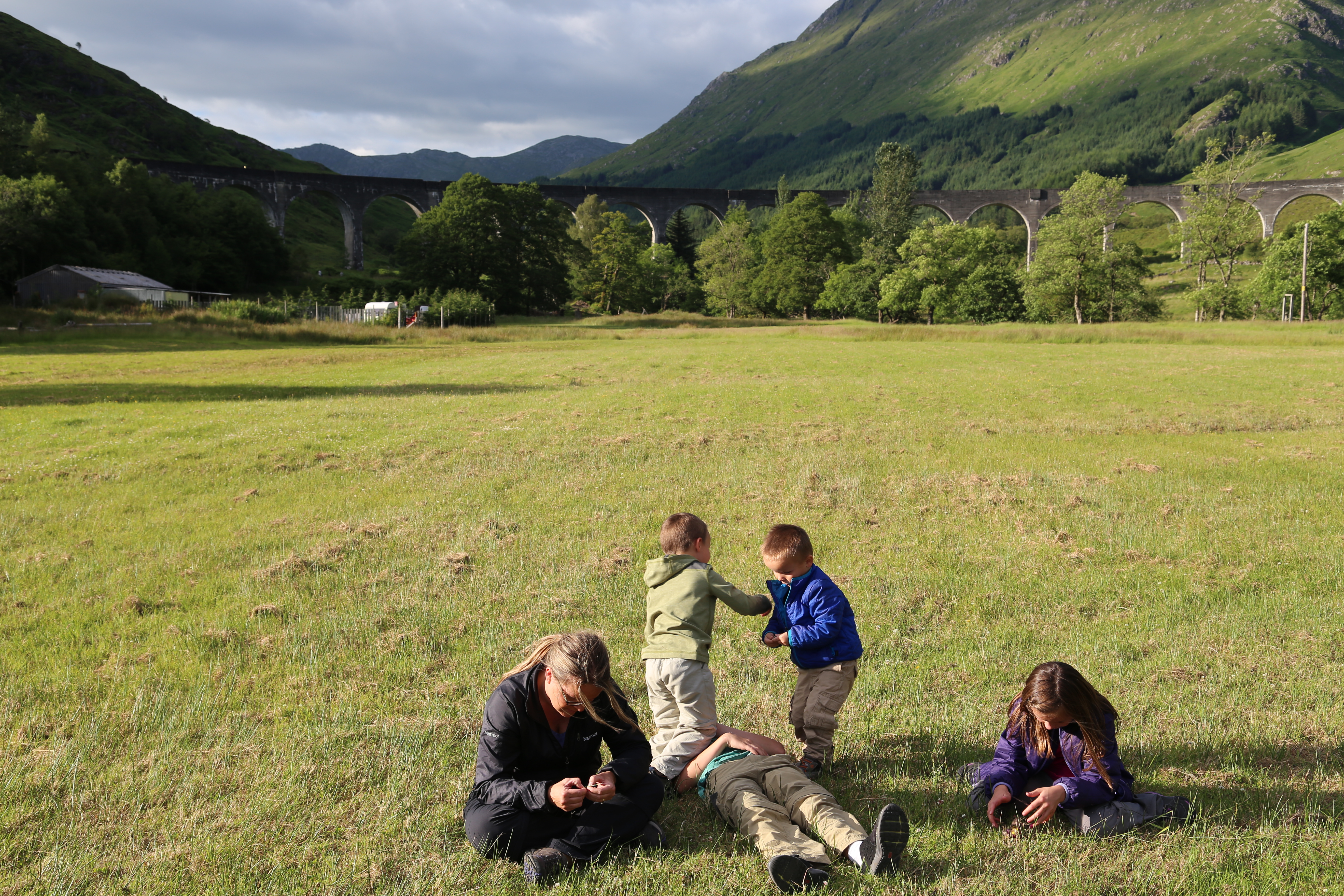 2014 Europe Trip Day 26 - Scotland (Ardachy House Yurt, Heilan' Coo, Fionnphort-Iona Ferry, Iona Nunnery, Iona Abbey (Britain Christianity Birthplace), Scottish Heather, Tobermory-Kilchoan Ferry, Castle Tioram, Glenfinnan Monument, Biting Midges!)