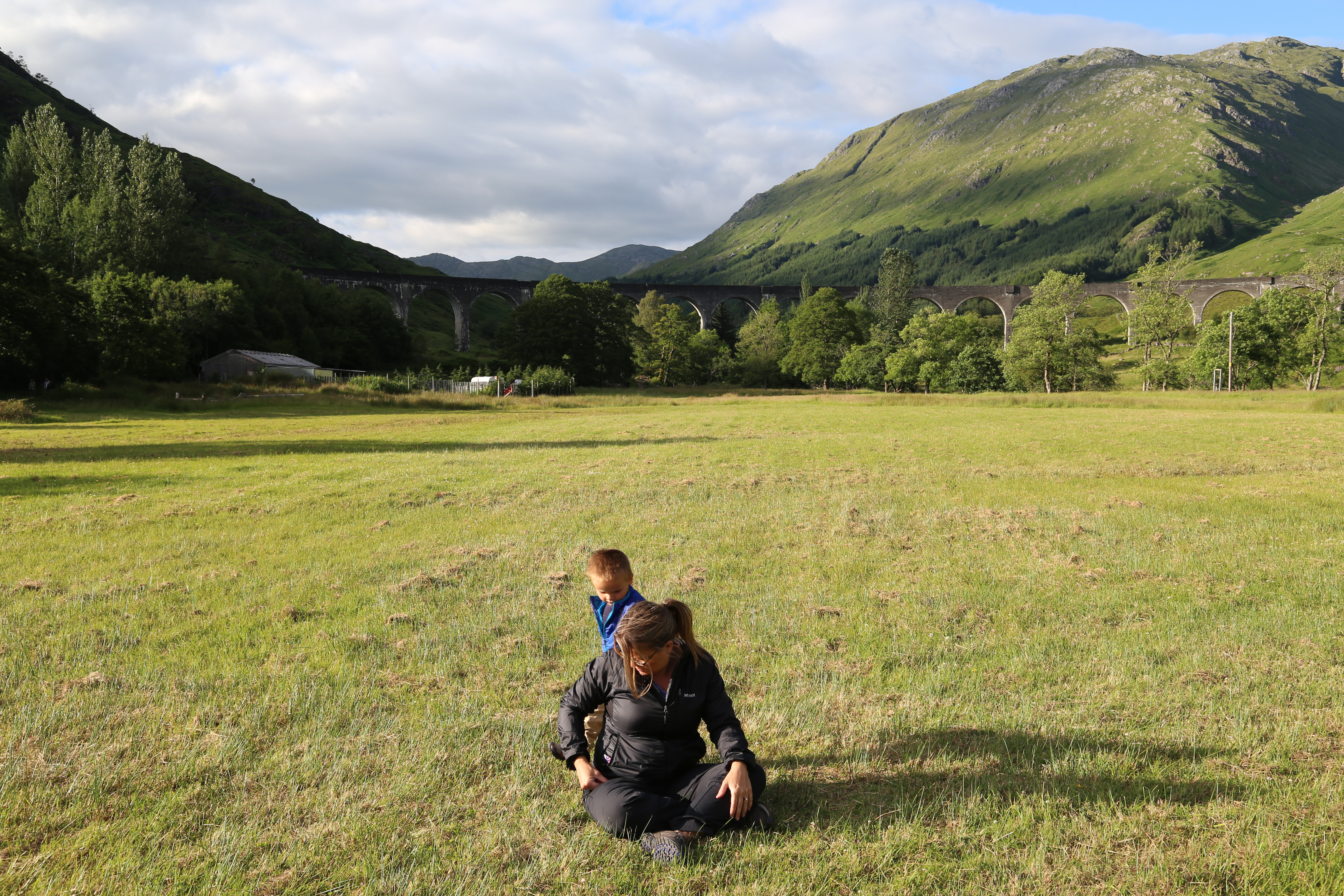 2014 Europe Trip Day 26 - Scotland (Ardachy House Yurt, Heilan' Coo, Fionnphort-Iona Ferry, Iona Nunnery, Iona Abbey (Britain Christianity Birthplace), Scottish Heather, Tobermory-Kilchoan Ferry, Castle Tioram, Glenfinnan Monument, Biting Midges!)