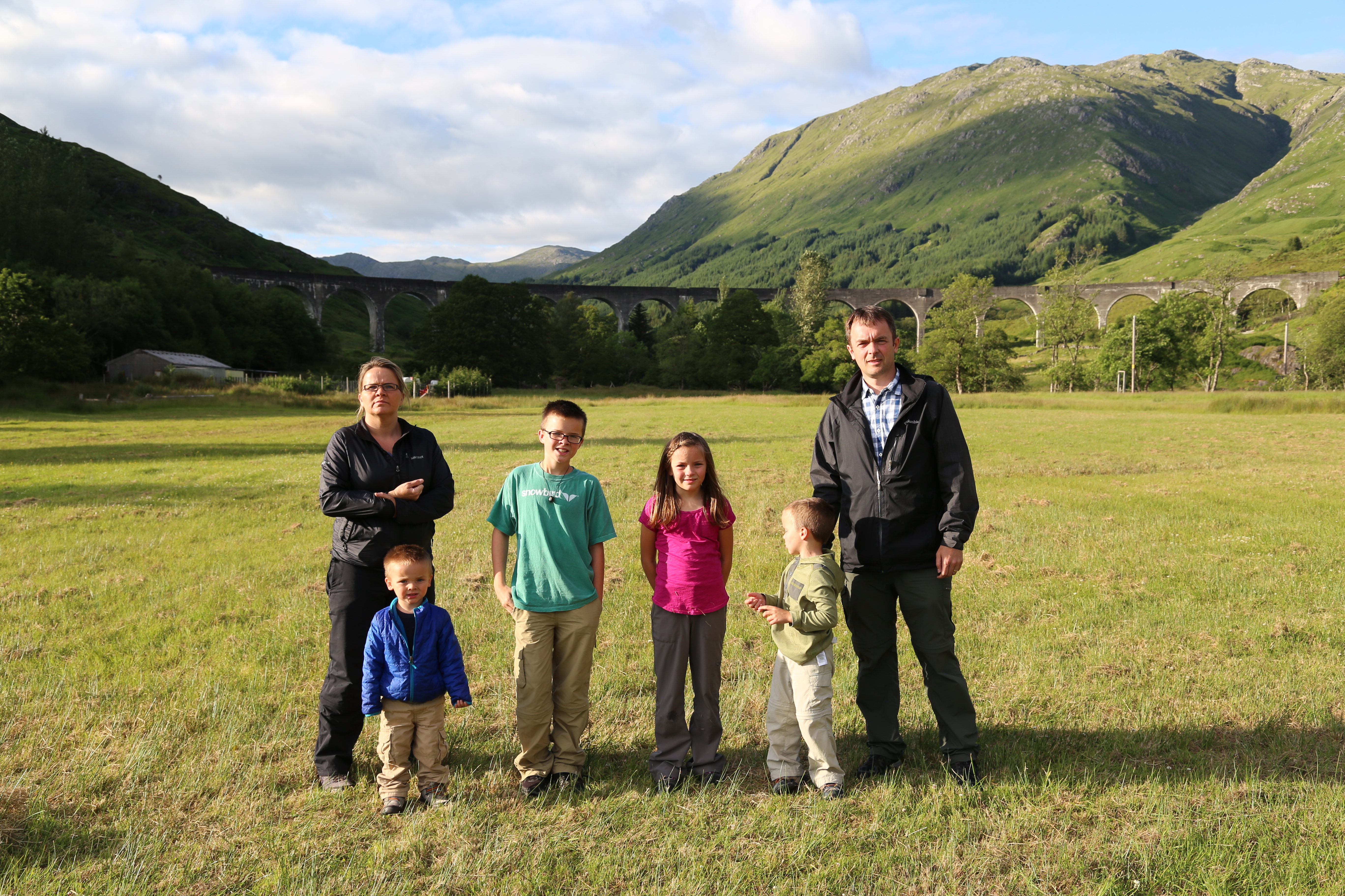 2014 Europe Trip Day 26 - Scotland (Ardachy House Yurt, Heilan' Coo, Fionnphort-Iona Ferry, Iona Nunnery, Iona Abbey (Britain Christianity Birthplace), Scottish Heather, Tobermory-Kilchoan Ferry, Castle Tioram, Glenfinnan Monument, Biting Midges!)