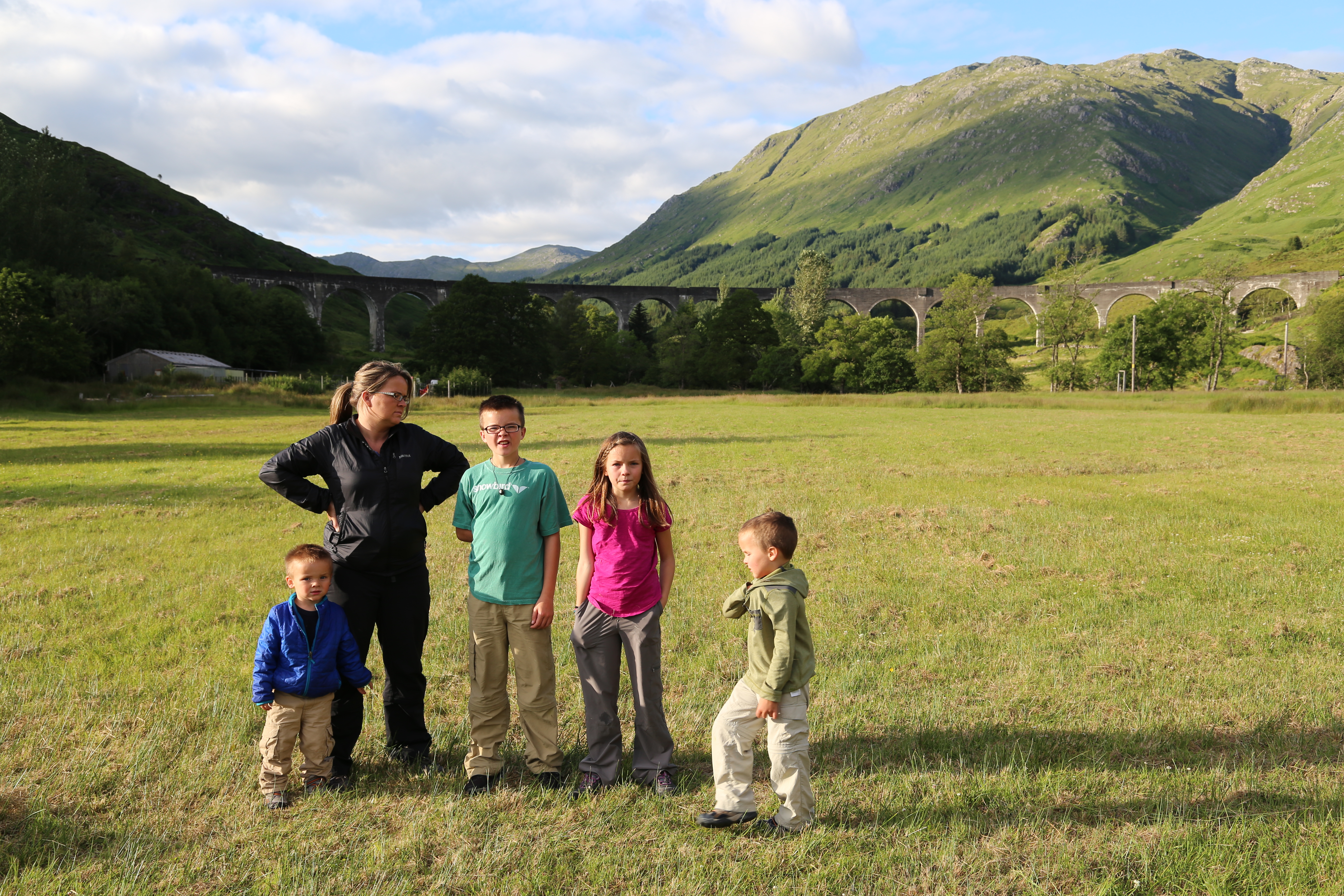 2014 Europe Trip Day 26 - Scotland (Ardachy House Yurt, Heilan' Coo, Fionnphort-Iona Ferry, Iona Nunnery, Iona Abbey (Britain Christianity Birthplace), Scottish Heather, Tobermory-Kilchoan Ferry, Castle Tioram, Glenfinnan Monument, Biting Midges!)